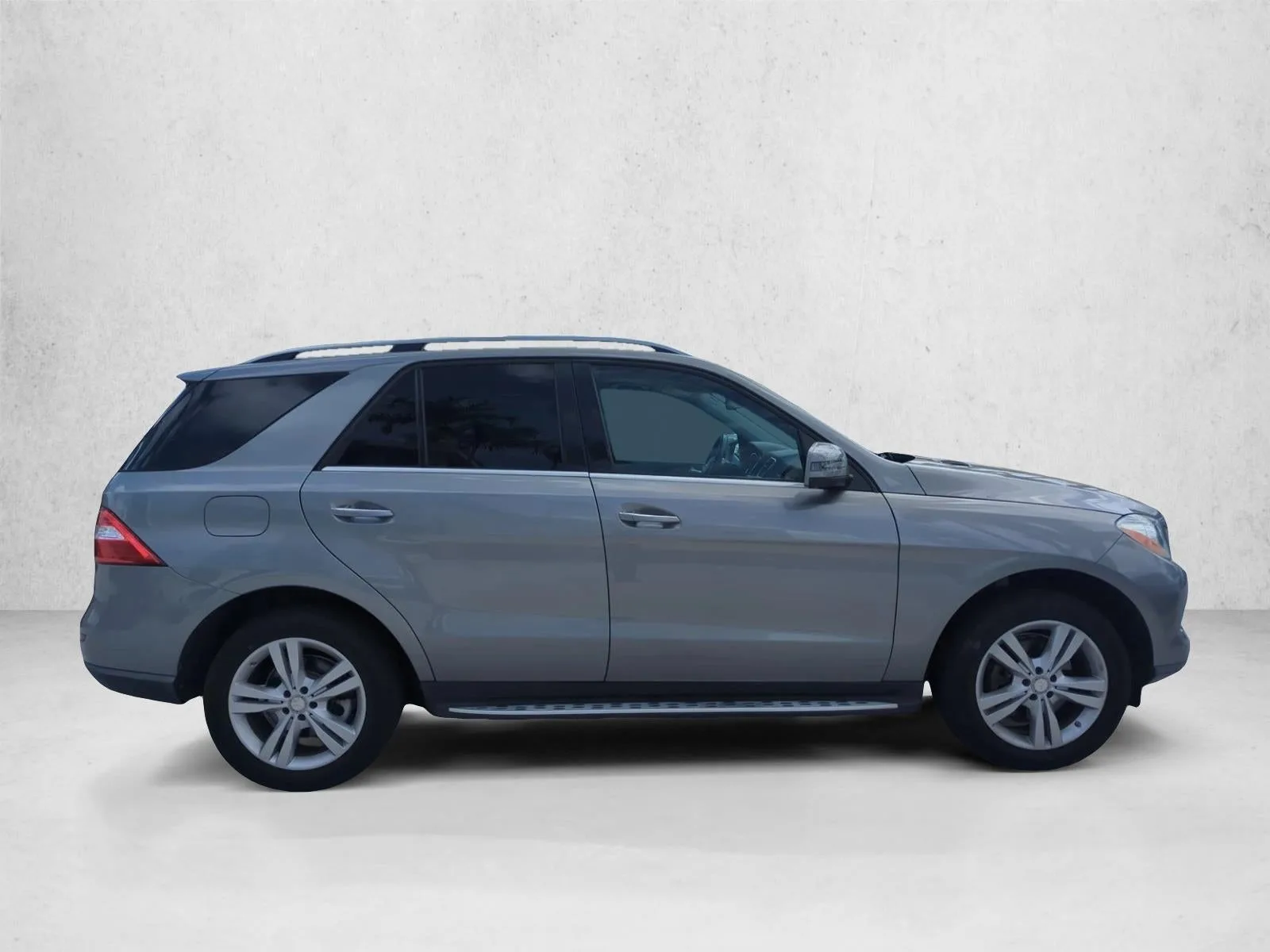 2015 Mercedes-Benz M-Class ML 350 SUV photo 4