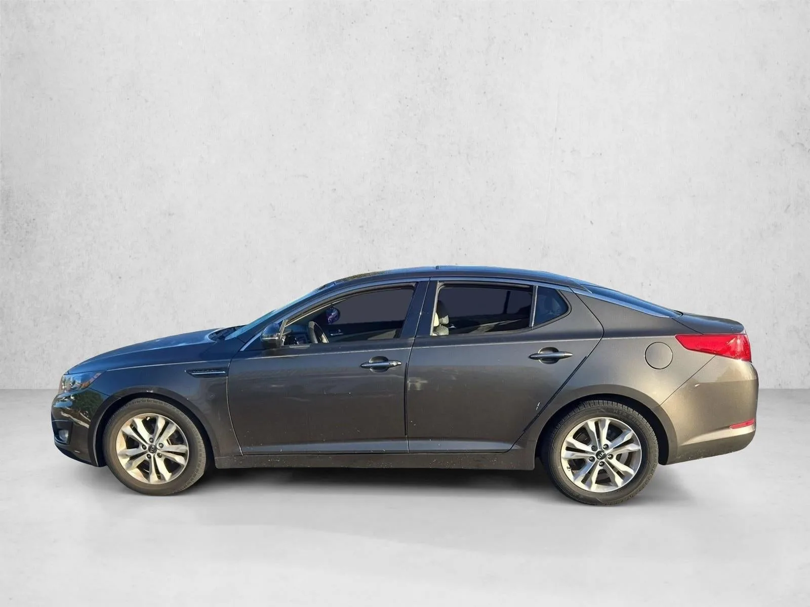 2011 Kia Optima EX photo 8