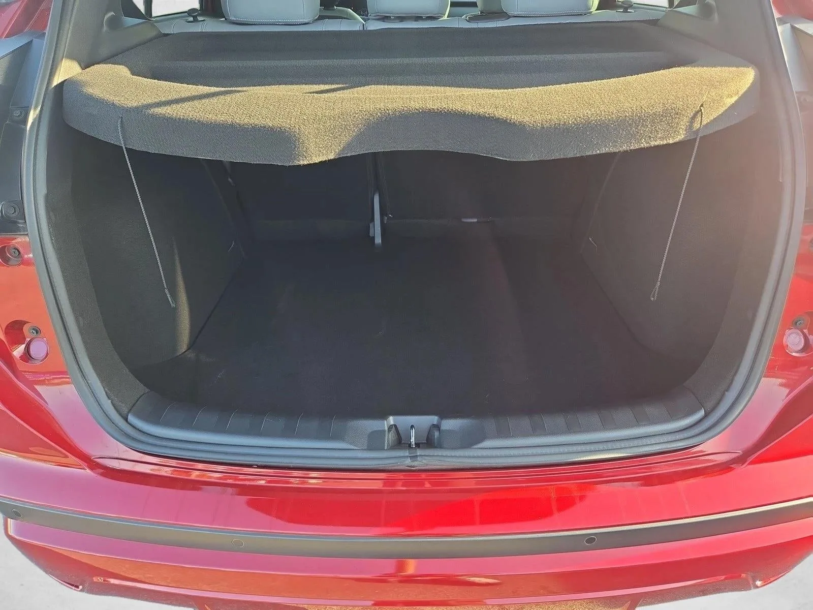 2024 Nissan Kicks SR FWD photo 6