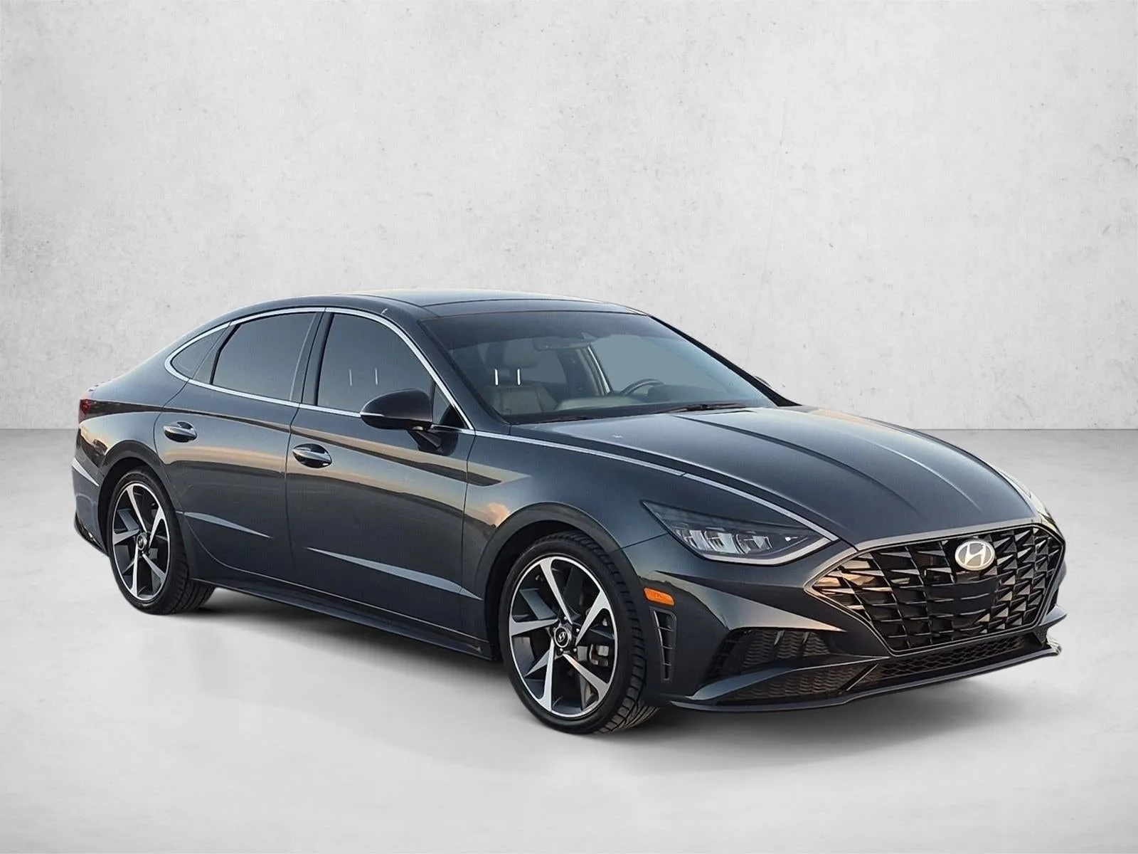 2023 Hyundai Sonata SEL Plus photo 3