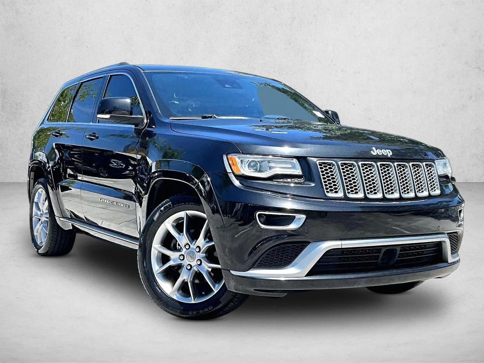 2016 Jeep Grand Cherokee RWD 4dr Summit photo 12