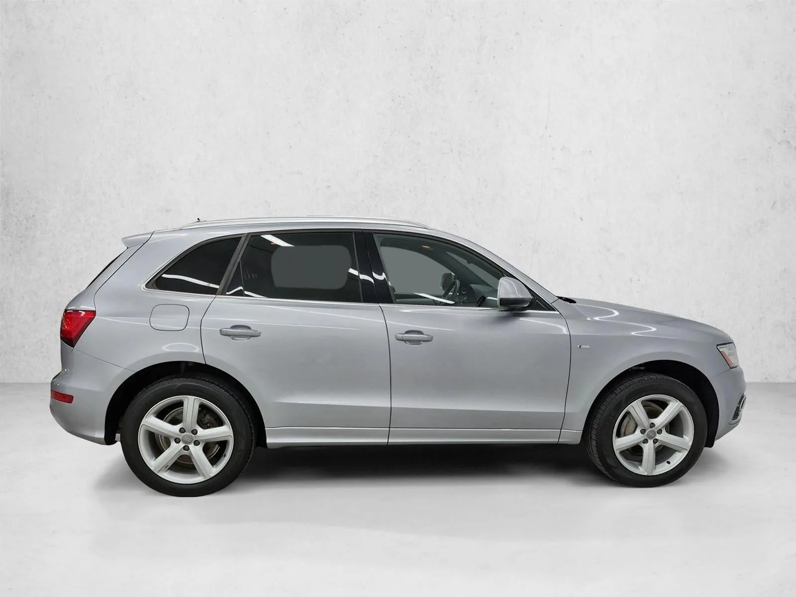 2017 Audi Q5 2.0T Premium photo 4