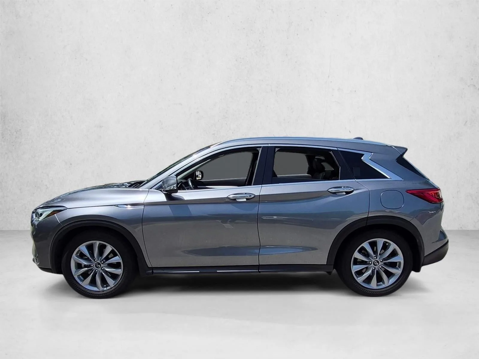 2020 INFINITI QX50 ESSENTIAL FWD photo 4