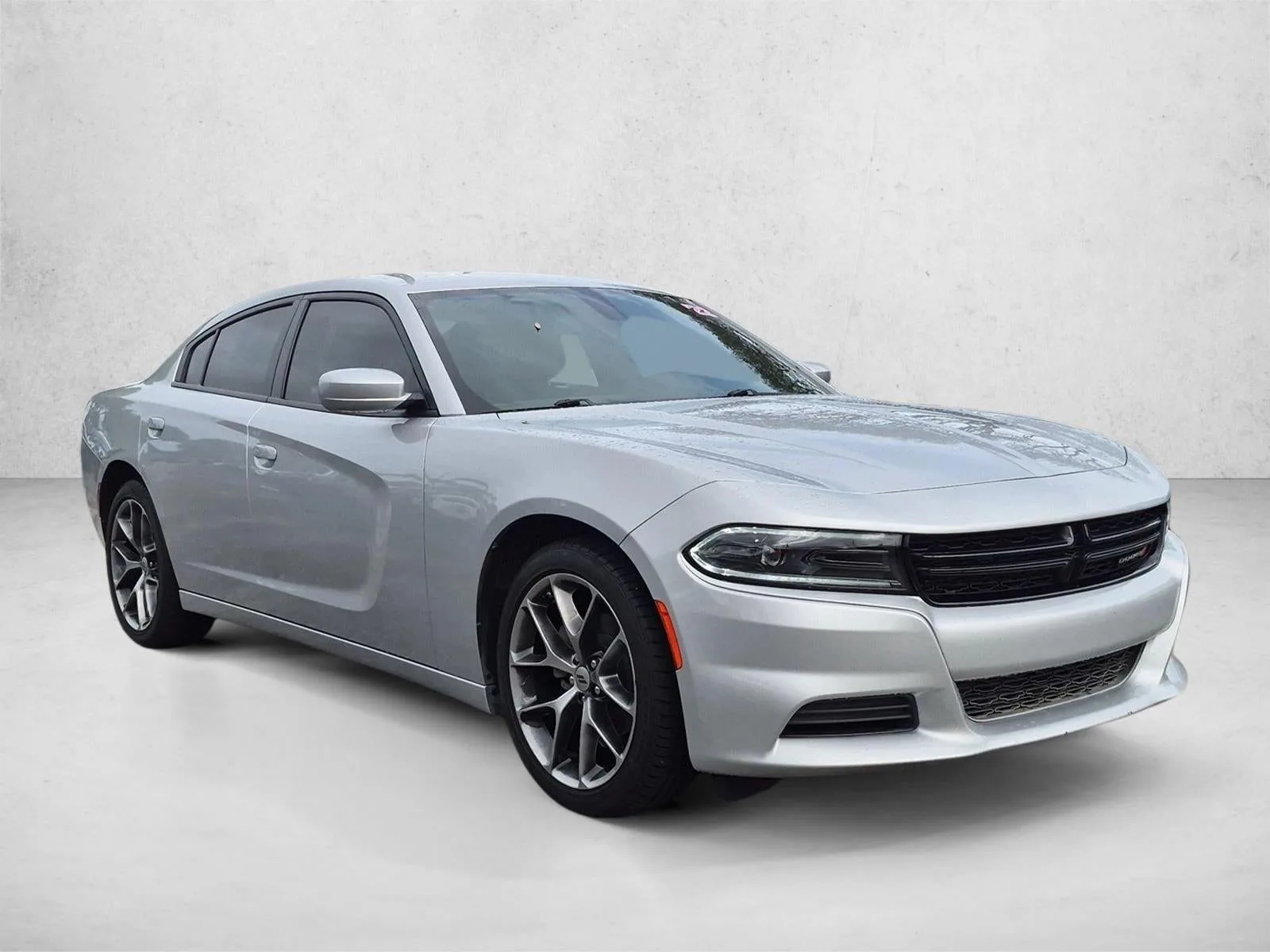 2022 Dodge Charger SXT RWD photo 3