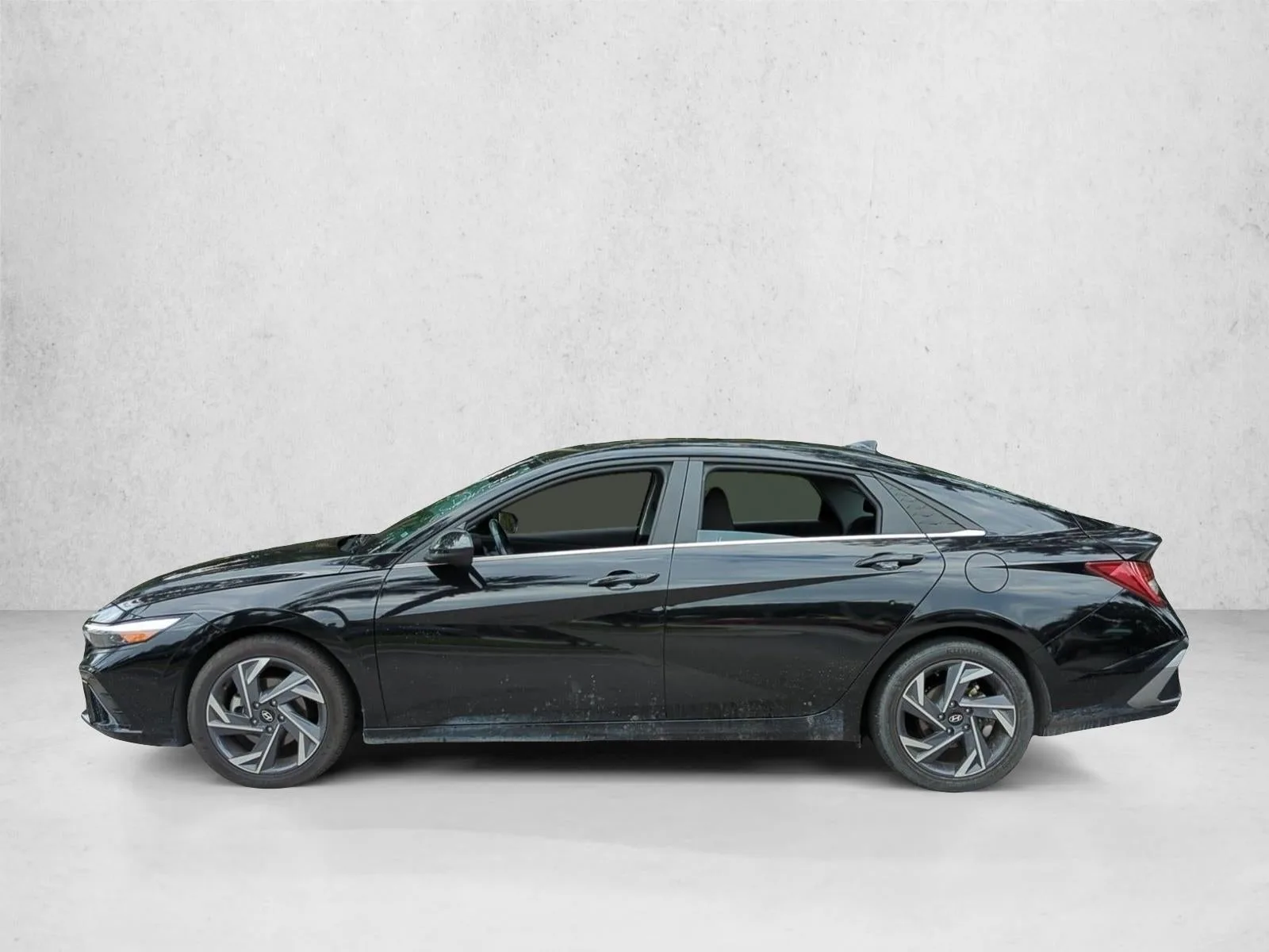 2025 Hyundai ELANTRA SEL Convenience IVT photo 8