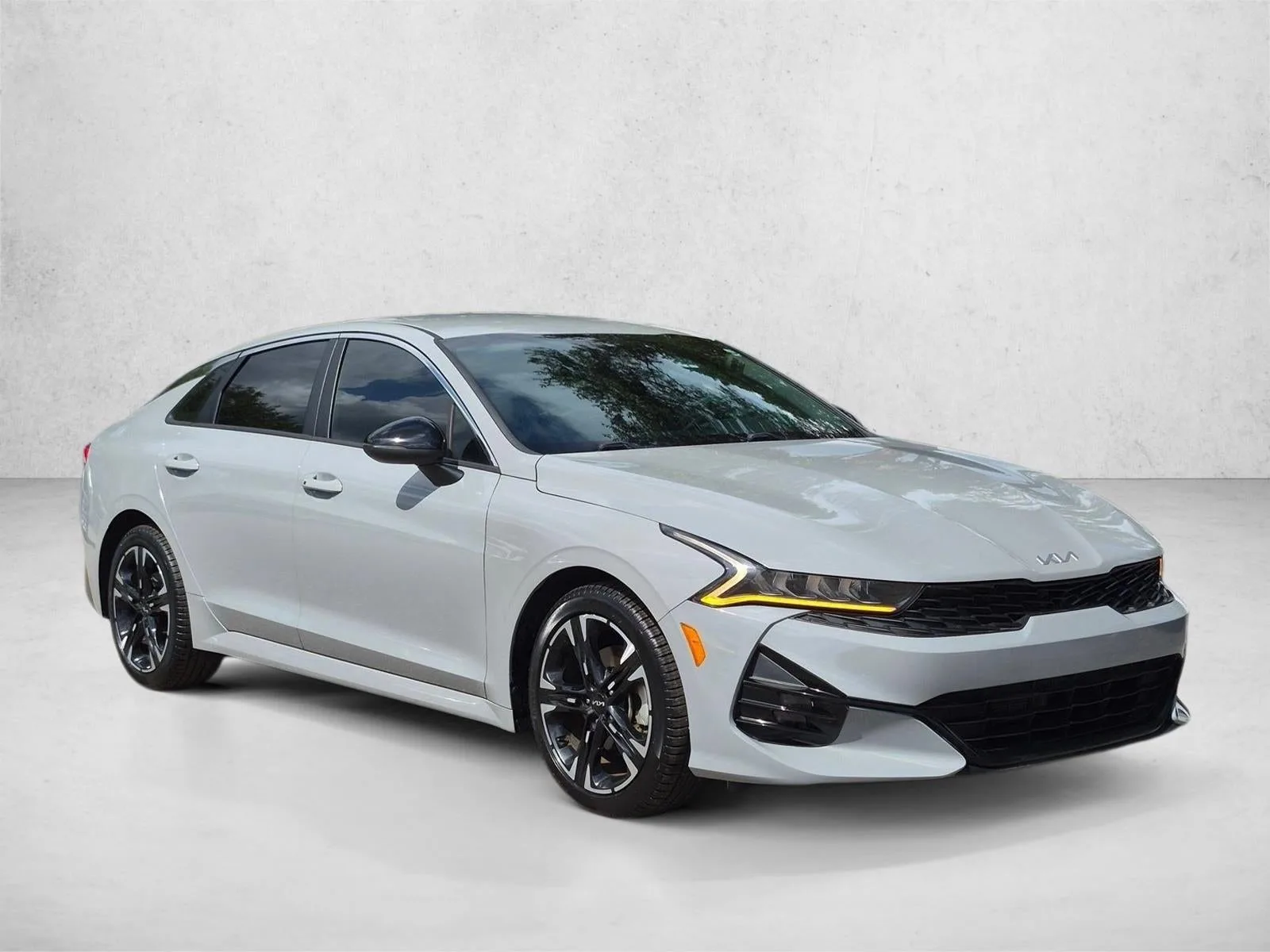 2022 Kia K5 GT-Line Auto FWD photo 3