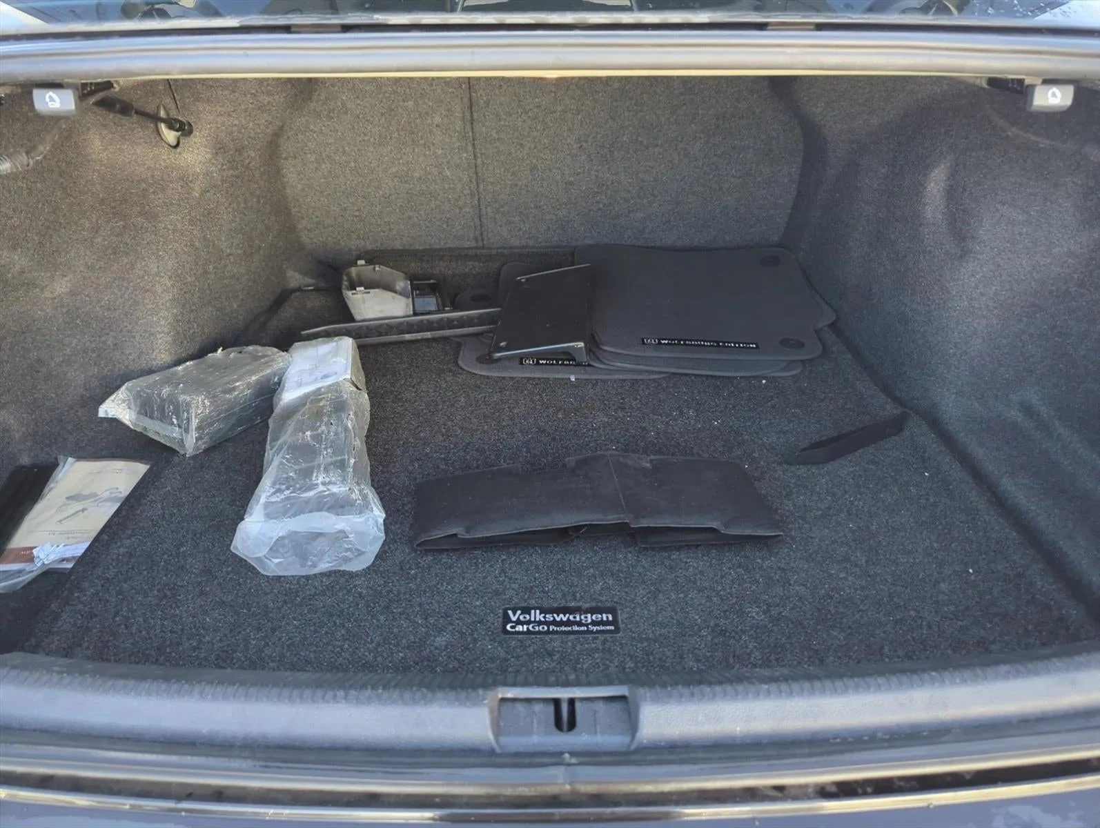 2019 Volkswagen Passat 2.0T Wolfsburg Edition Auto photo 7