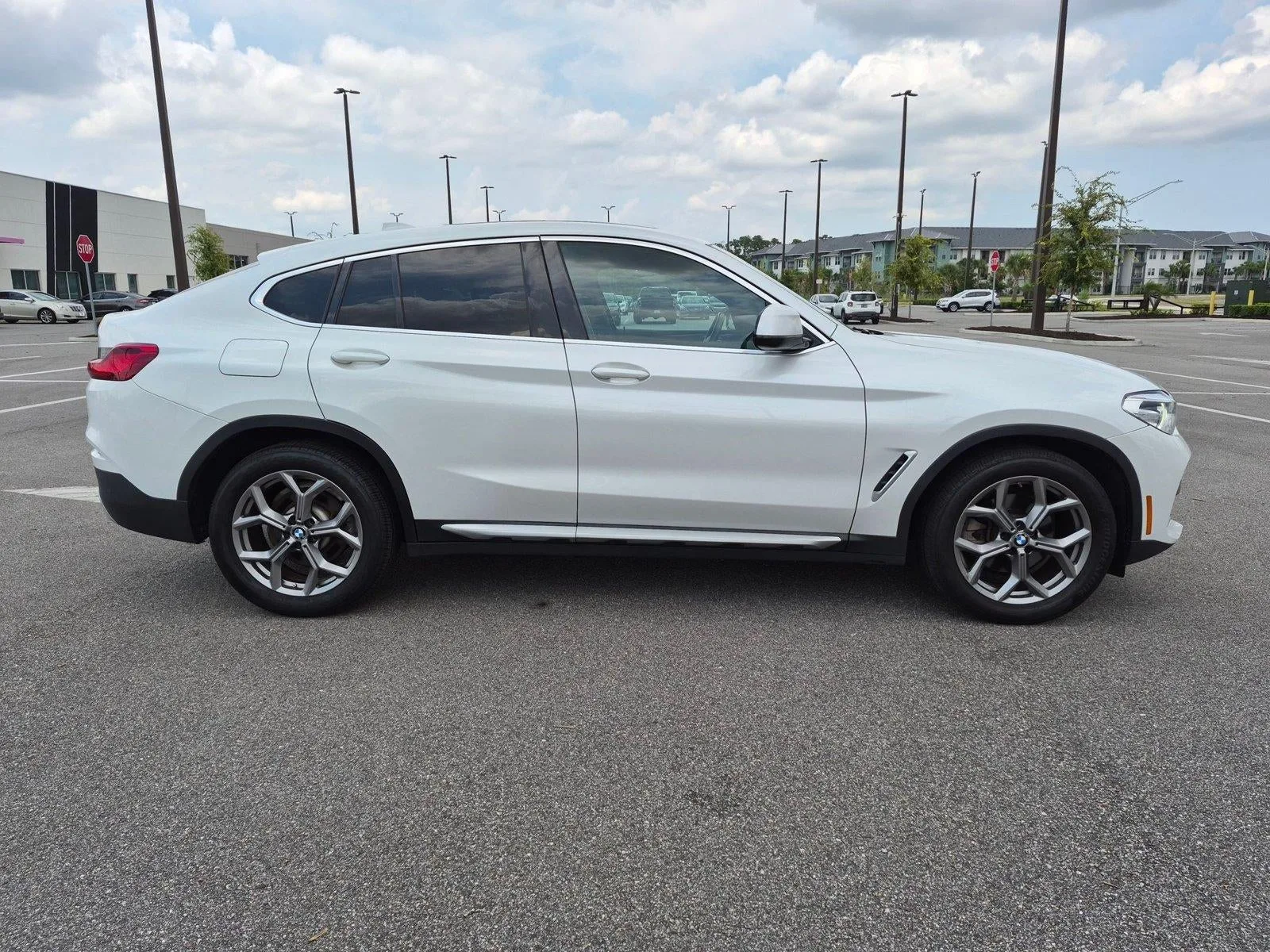 2020 BMW X4 xDrive30i Sports Activity Coupe photo 8