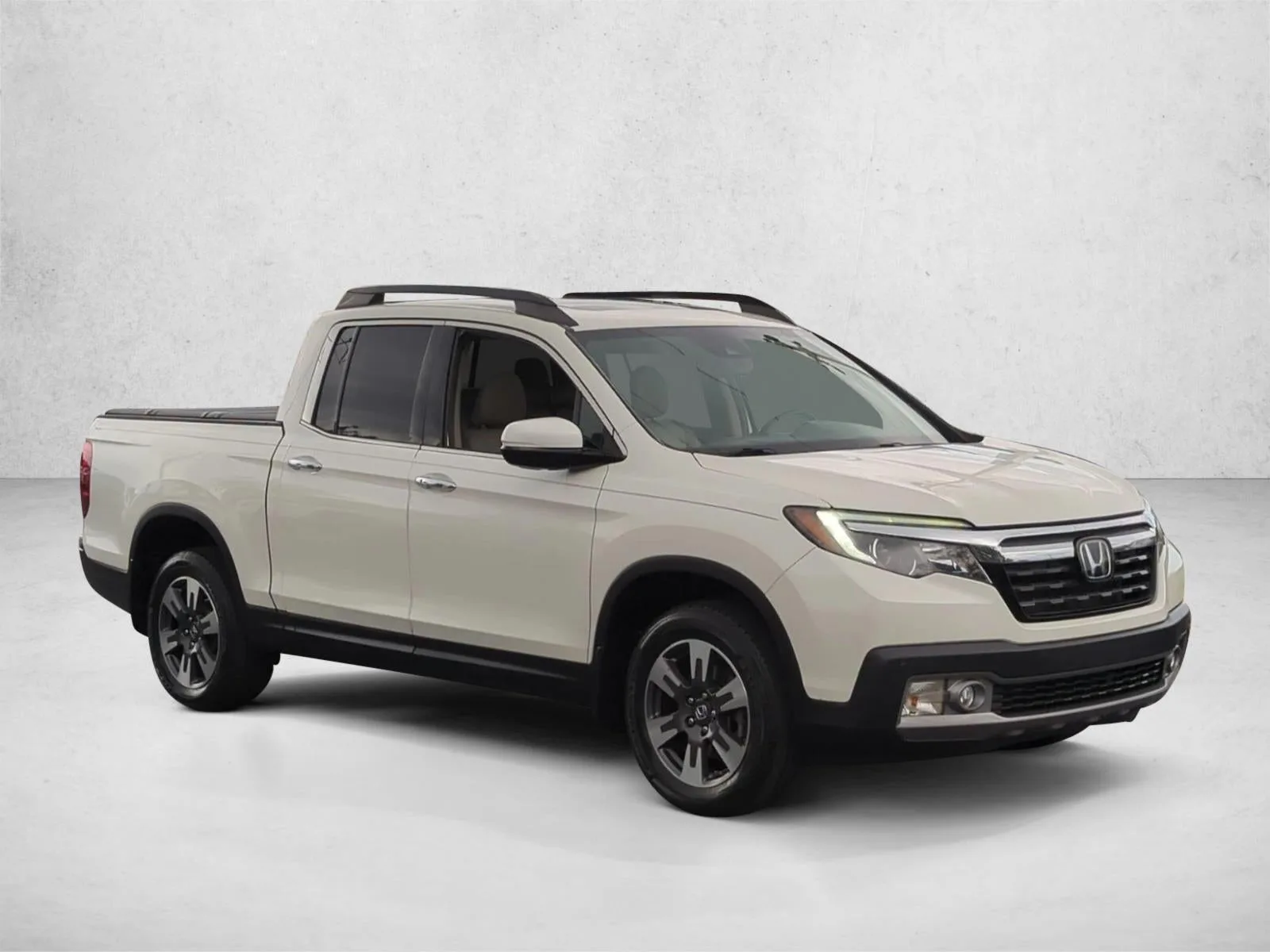 2019 Honda Ridgeline RTL-E AWD photo 3