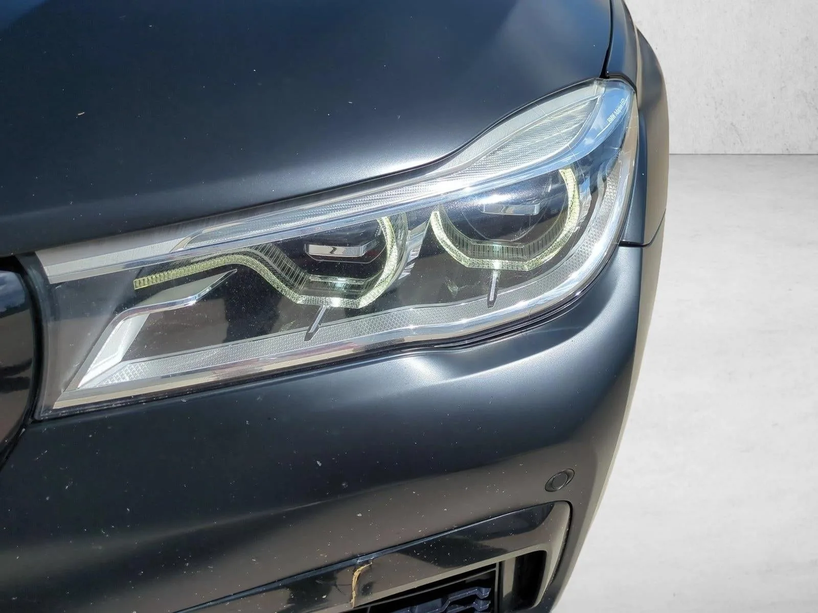 2017 BMW 750i Sedan photo 9