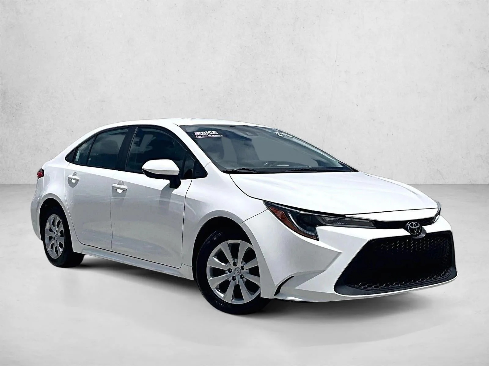 2021 Toyota Corolla LE photo 12