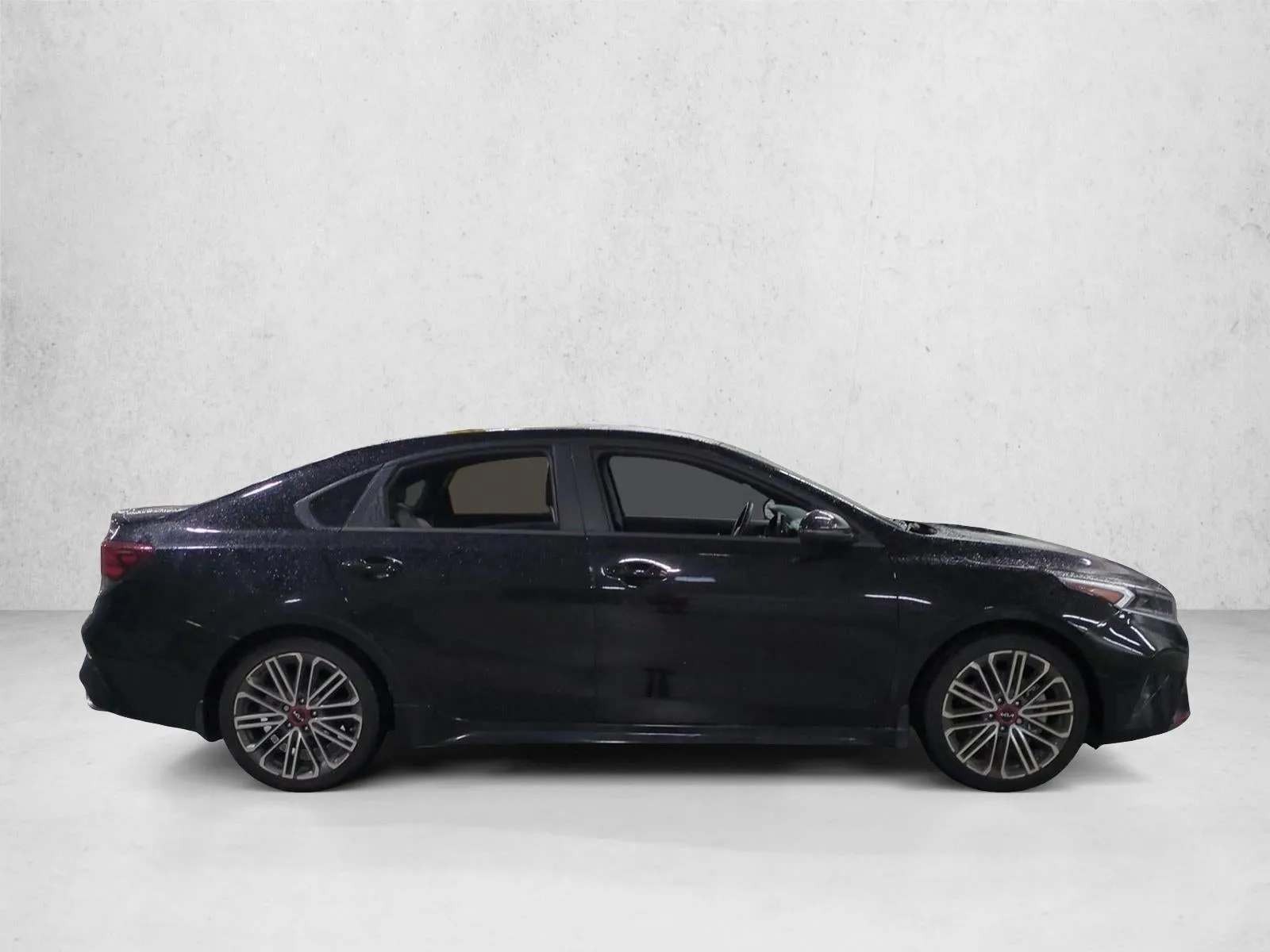 2024 Kia Forte GT Manual photo 4