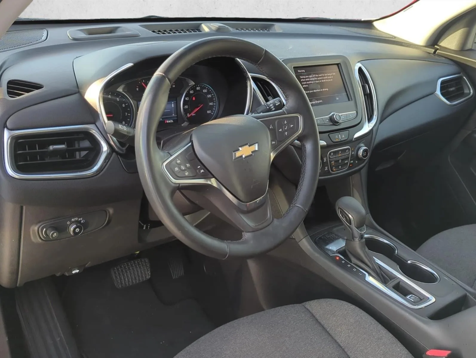 2024 Chevrolet Equinox FWD LT photo 9
