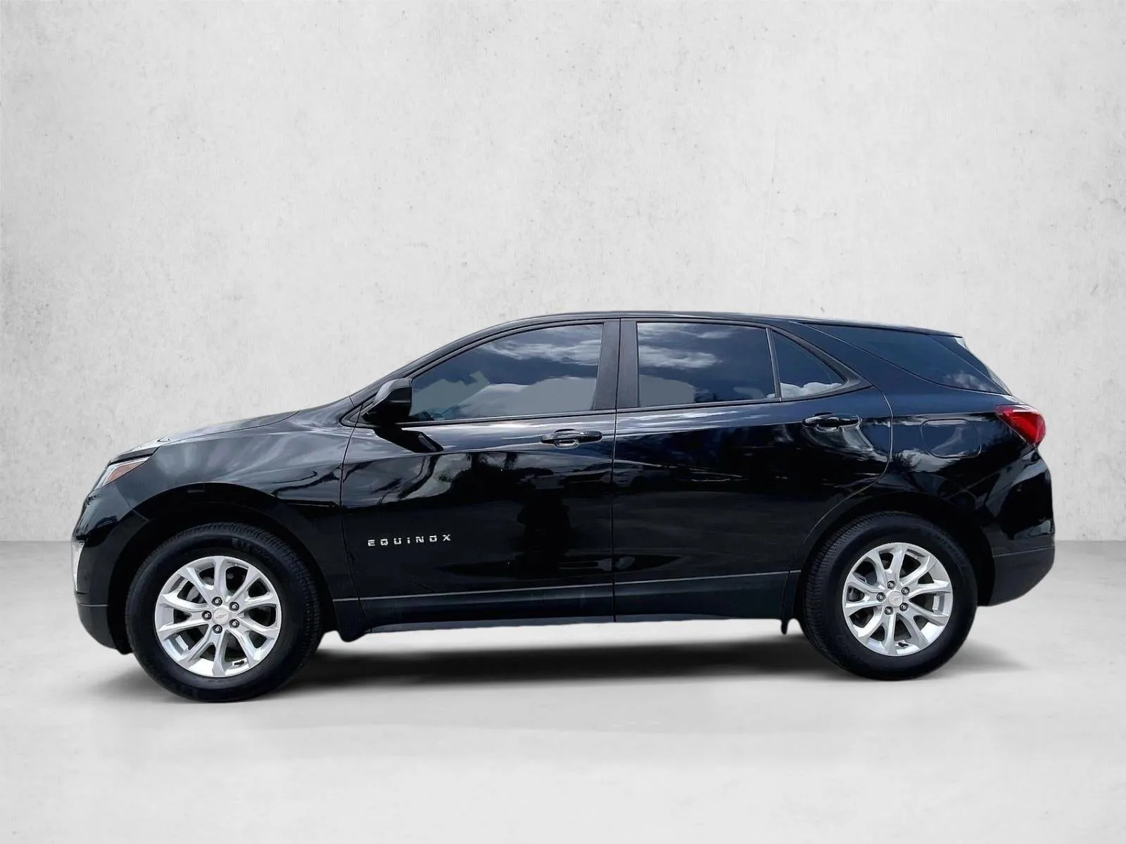 2021 Chevrolet Equinox LS photo 6