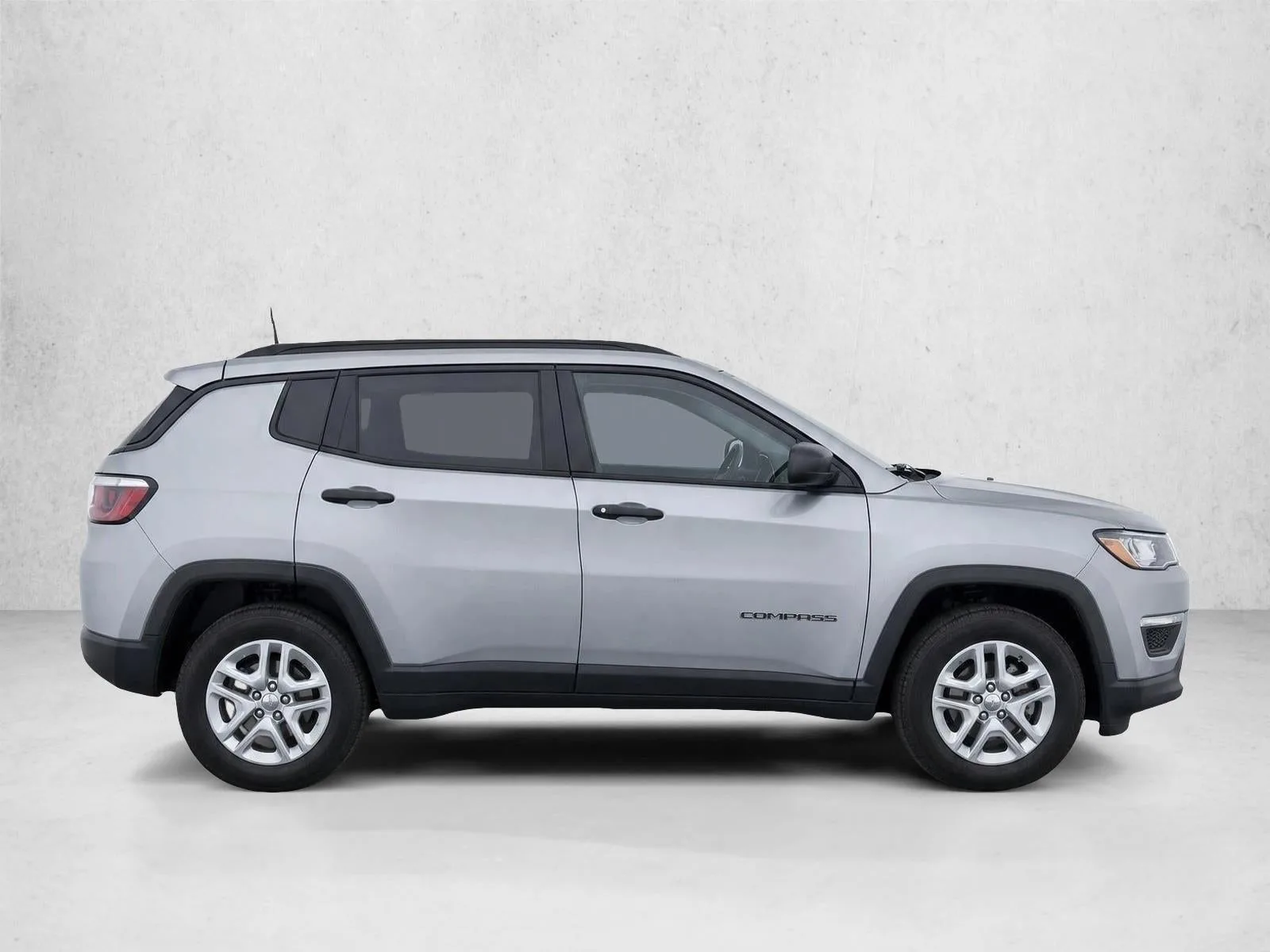 2017 Jeep Compass Sport FWD photo 8