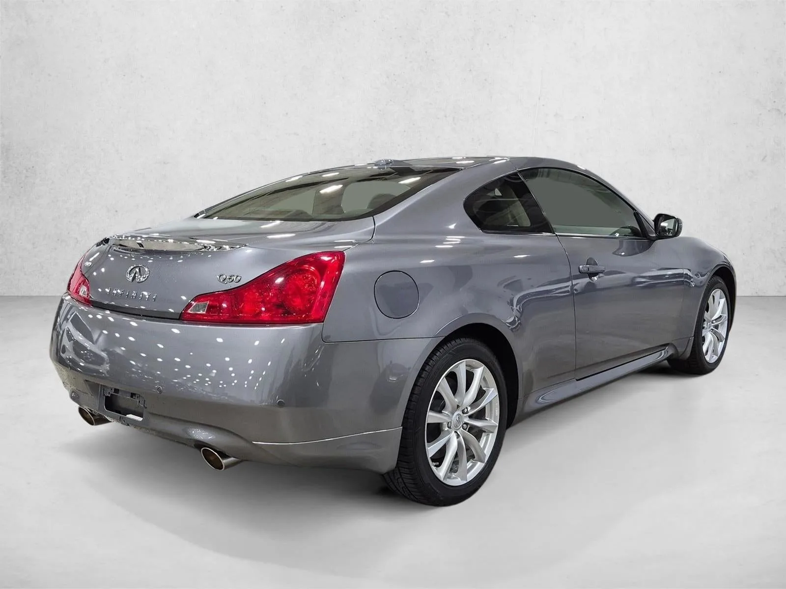 2015 INFINITI Q60 Coupe AWD photo 5