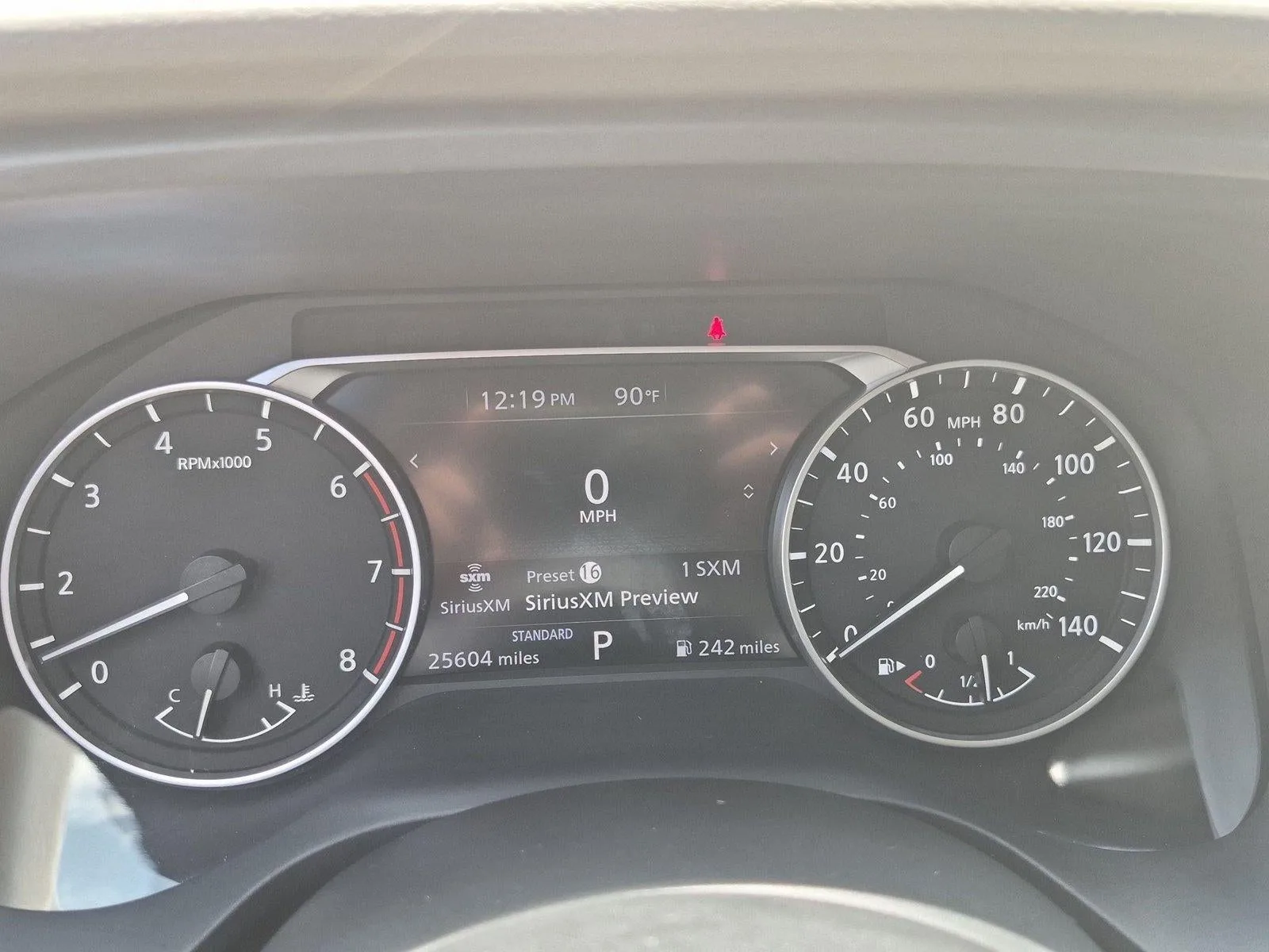 2021 Nissan Rogue FWD SV photo 11