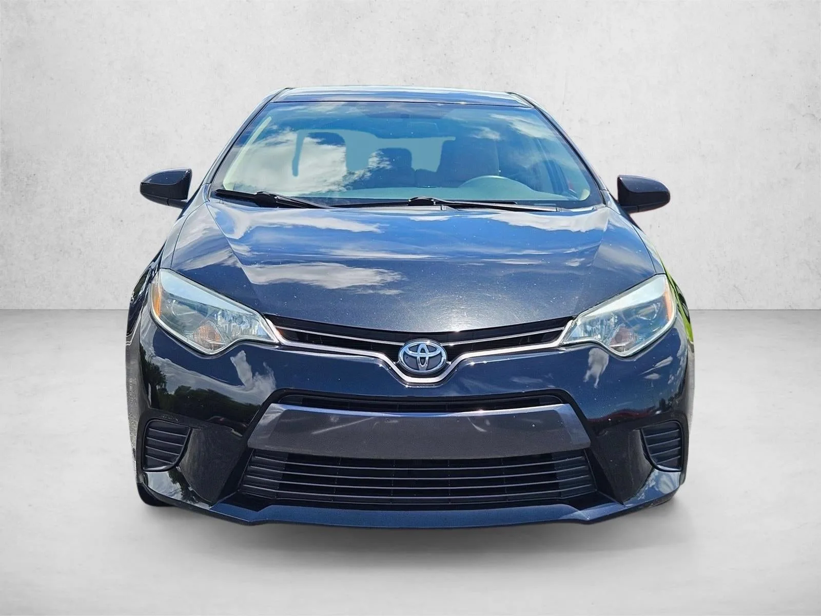 2016 Toyota Corolla 4dr Sdn CVT Auto LE (Natl) photo 2
