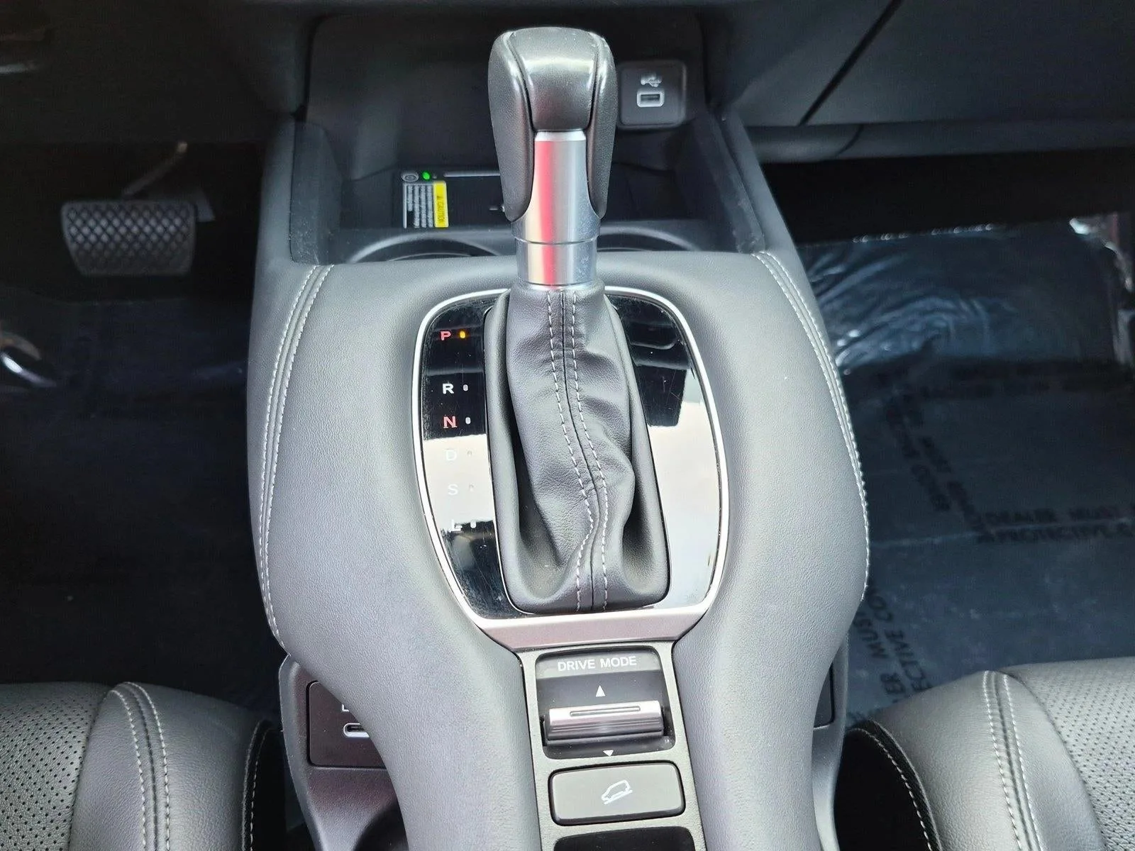 2024 Honda HR-V EX-L 2WD CVT photo 12