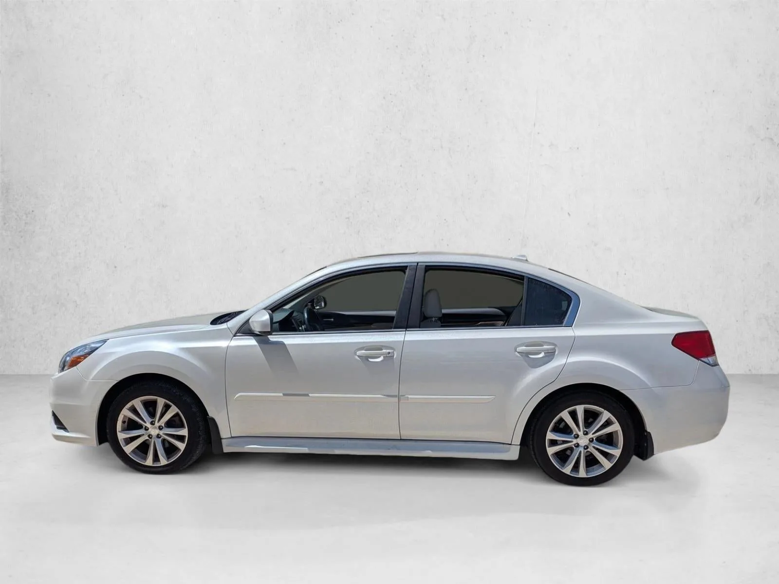 2014 Subaru Legacy 2.5i Limited photo 7