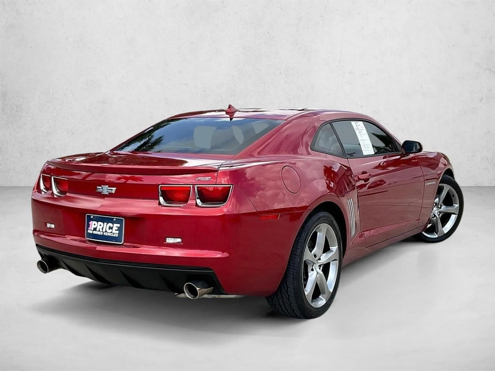2013 Chevrolet Camaro Coupe 1LT photo 2