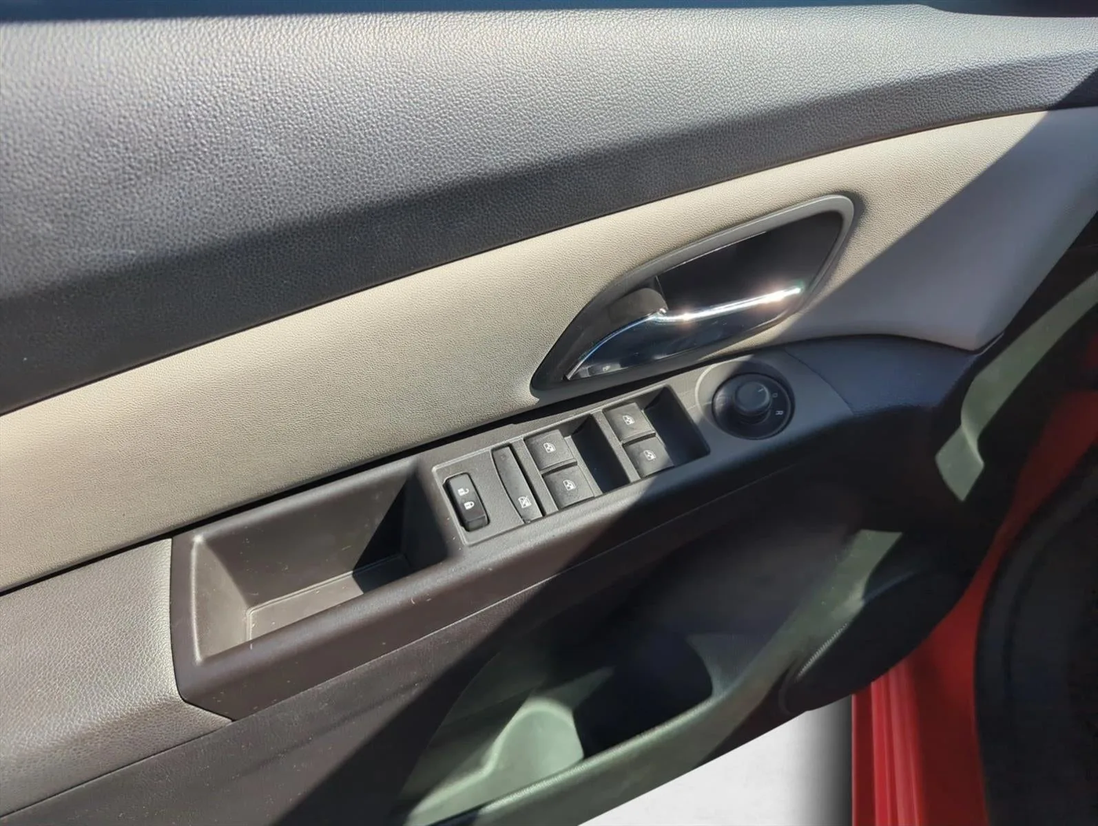 2016 Chevrolet Cruze Limited Sedan LS (Automatic) photo 12
