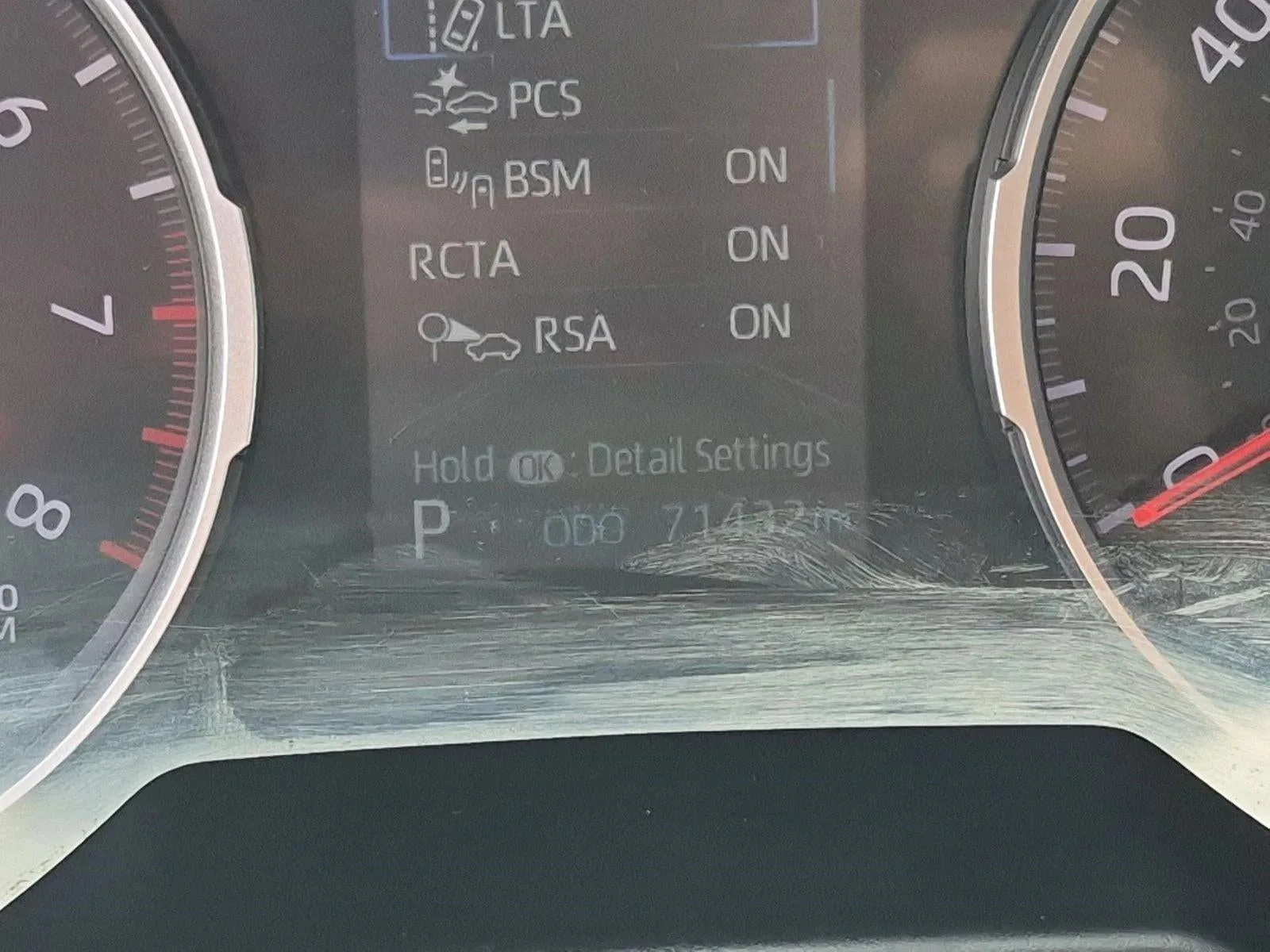 2022 Toyota RAV4 XLE photo 11