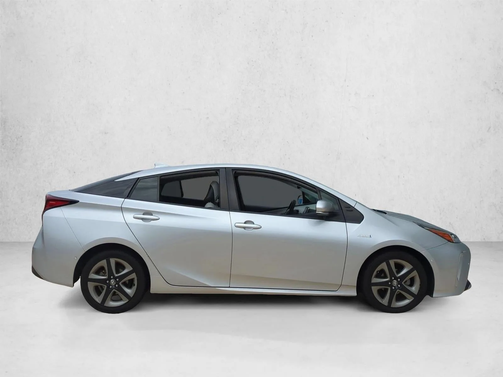 2022 Toyota Prius Limited (Natl) photo 4