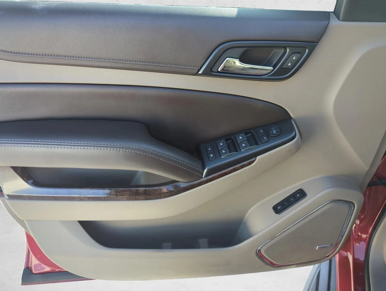 2015 Chevrolet Tahoe 2WD LT photo 12