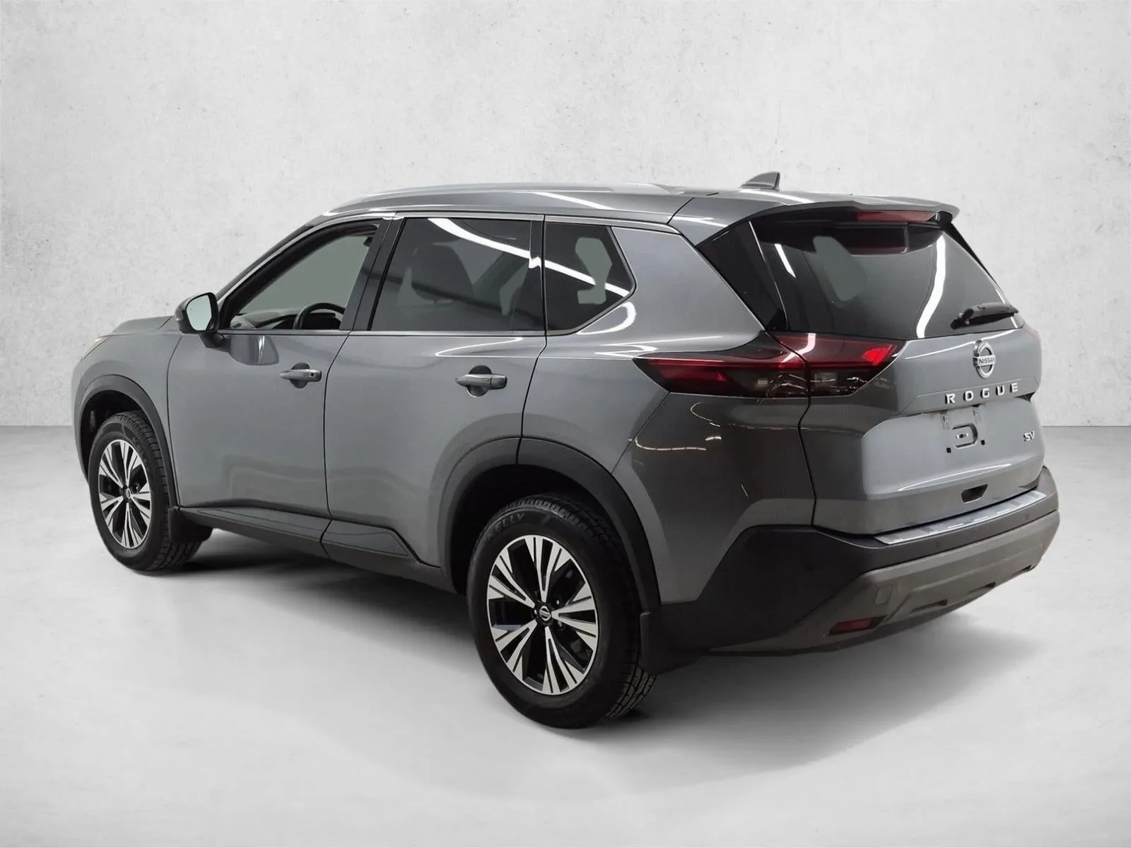 2021 Nissan Rogue SV FWD photo 8