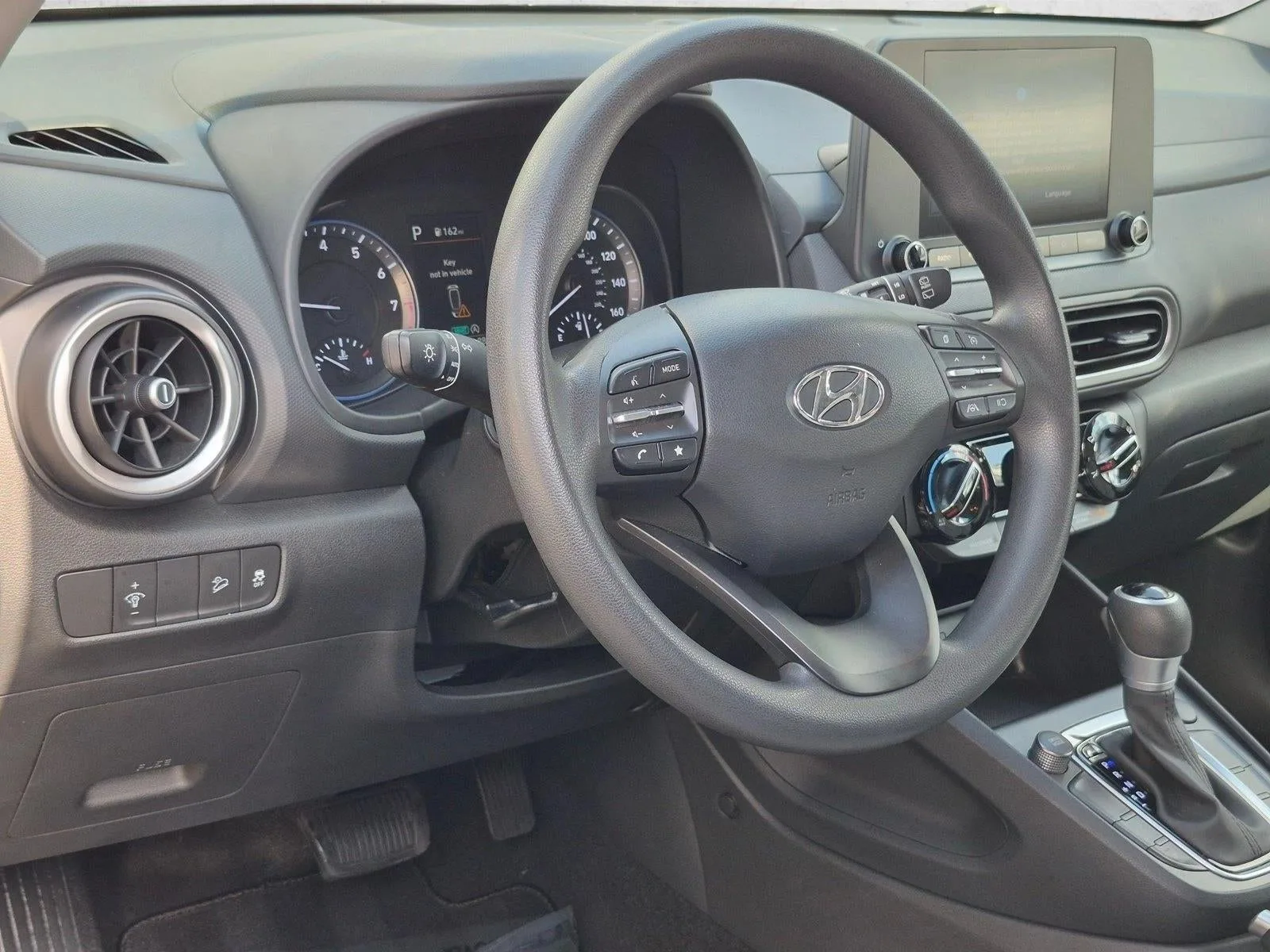 2022 Hyundai KONA SEL Auto FWD photo 9