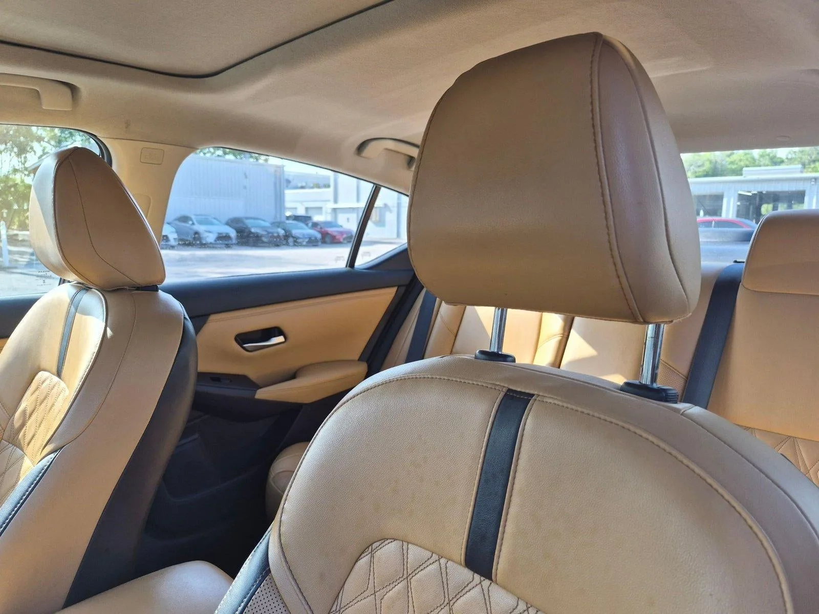 2022 Nissan Sentra SV CVT photo 5