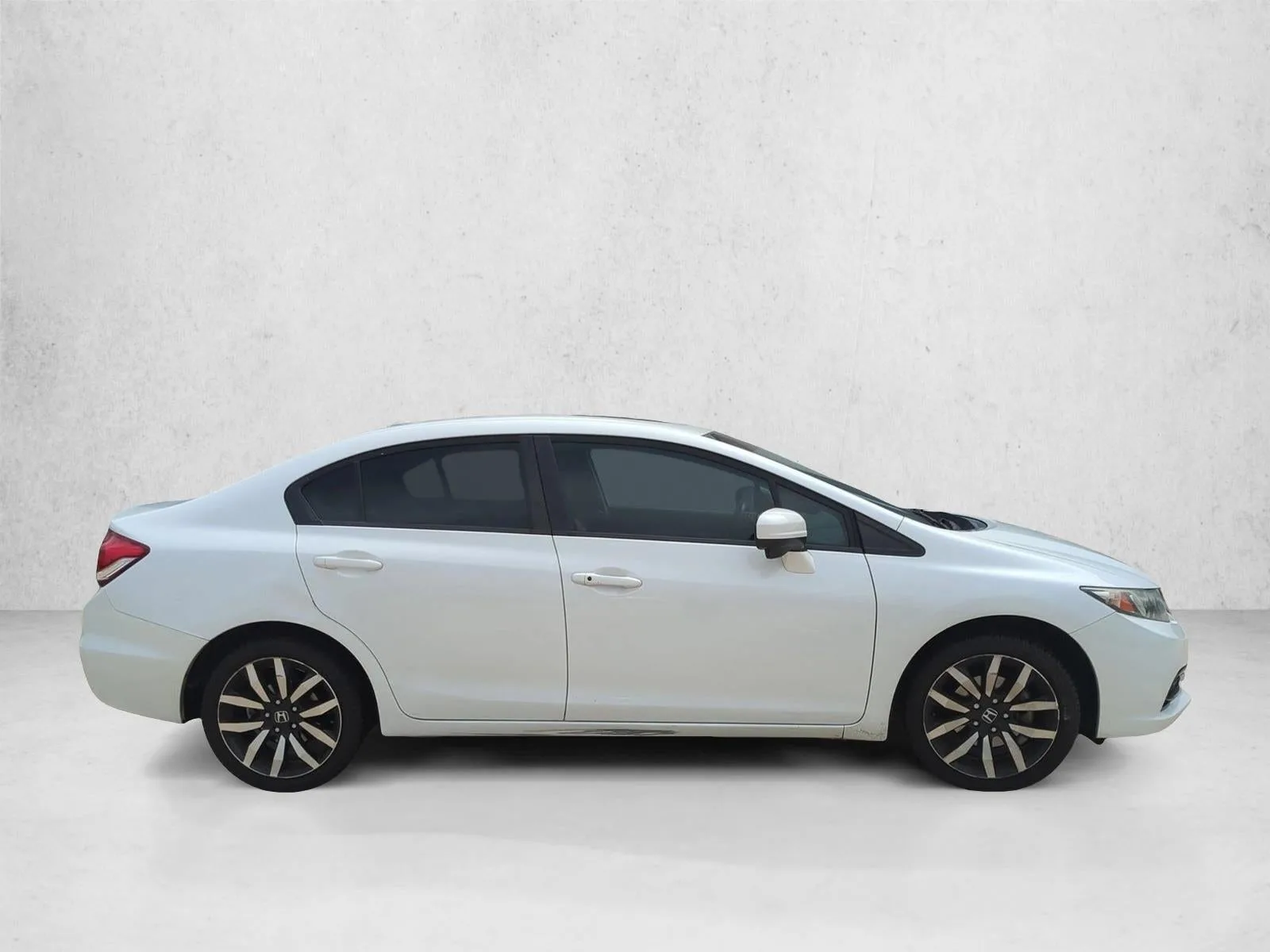 2015 Honda Civic Sedan EX-L CVT photo 4