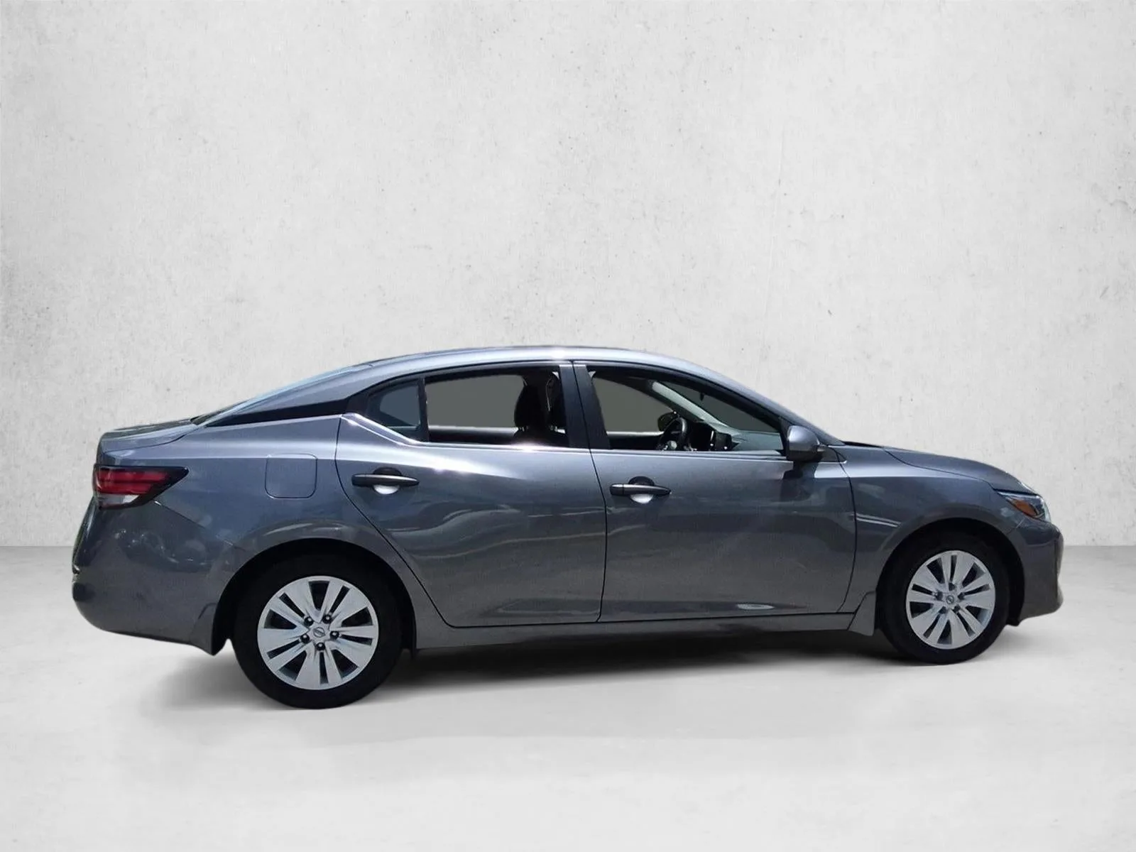 2024 Nissan Sentra S CVT photo 4