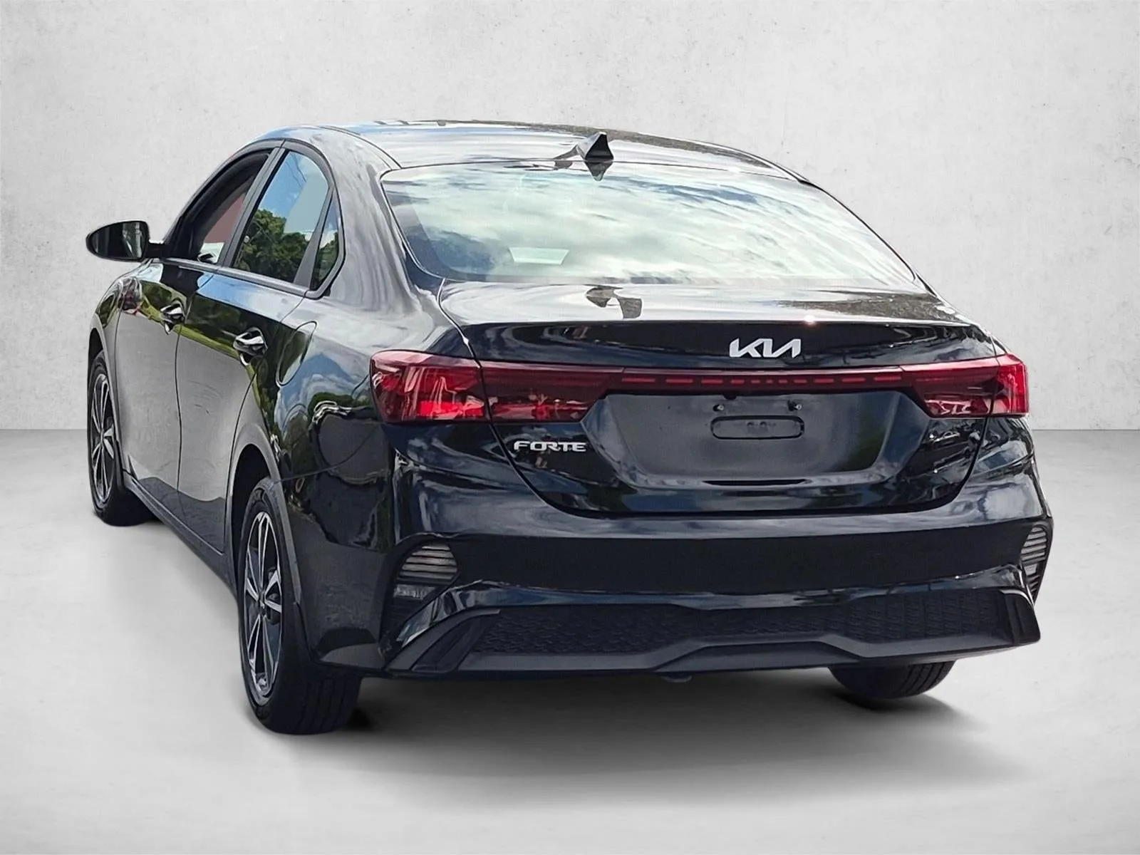 2024 Kia Forte LXS photo 8