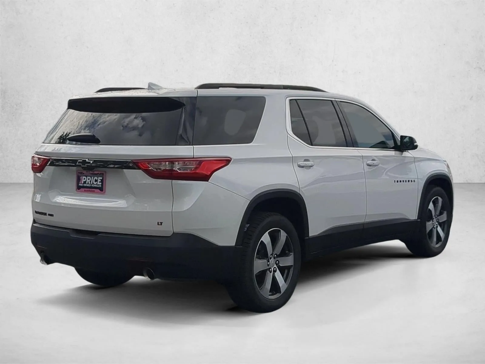 2021 Chevrolet Traverse LT Leather photo 5