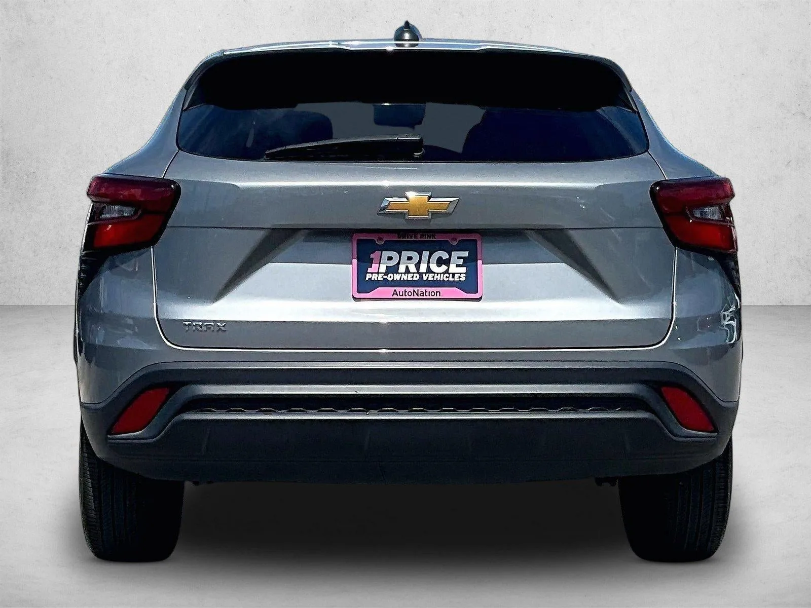 2024 Chevrolet Trax LS photo 3