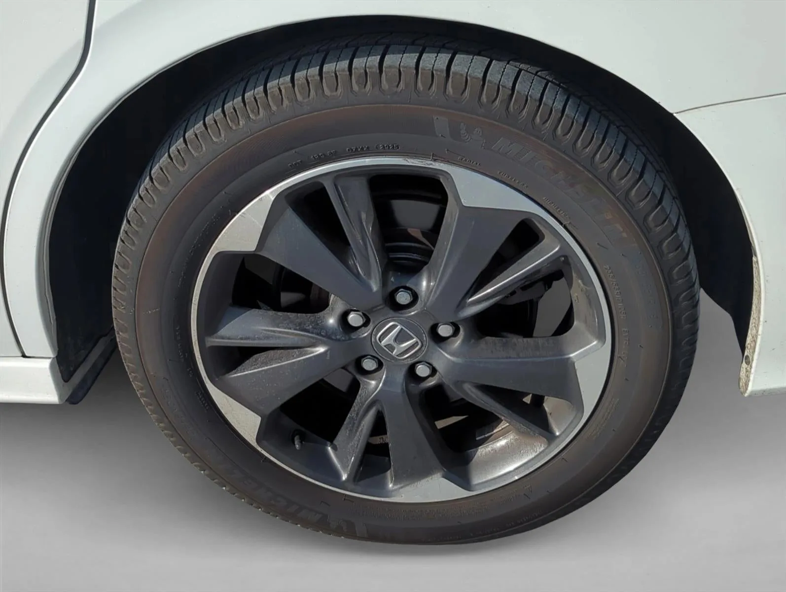 2022 Honda Odyssey Elite Auto photo 9