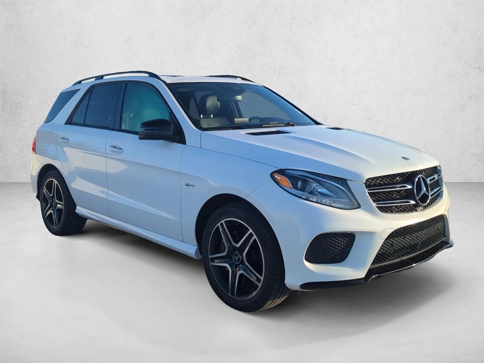2018 Mercedes-Benz GLE AMG® GLE 43 4MATIC® SUV photo 3