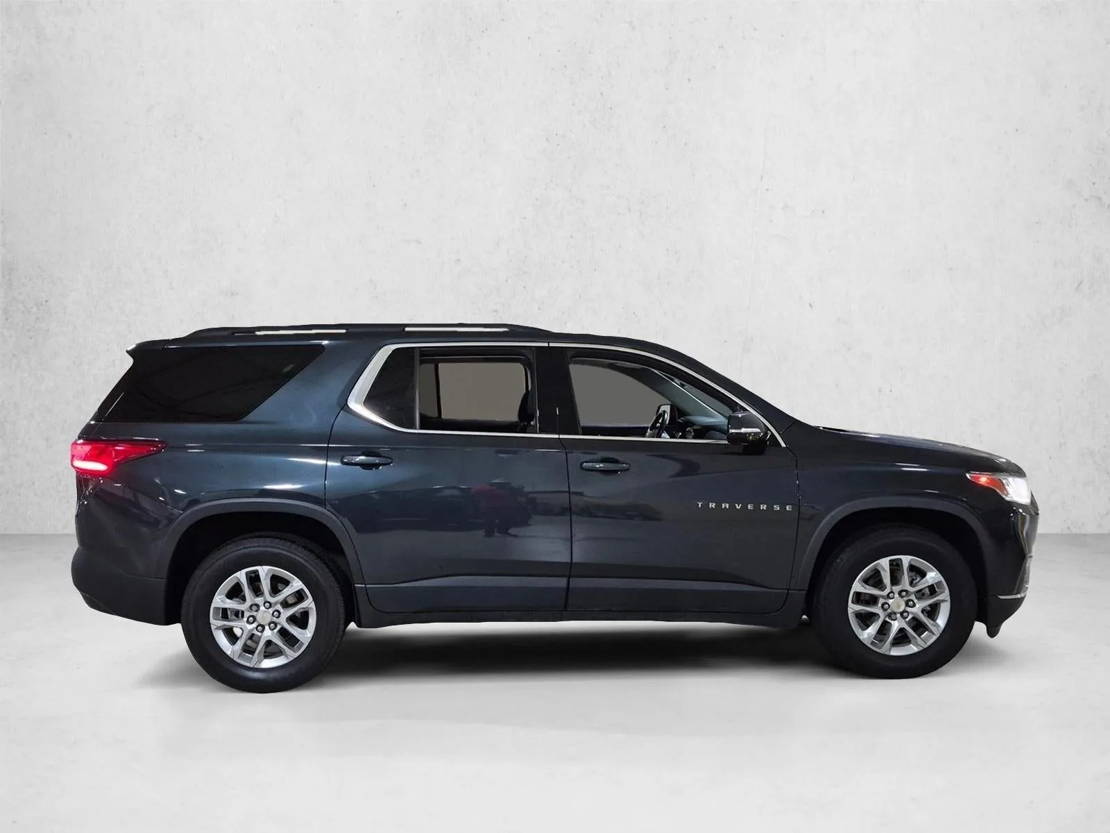2020 Chevrolet Traverse FWD 1LT photo 4