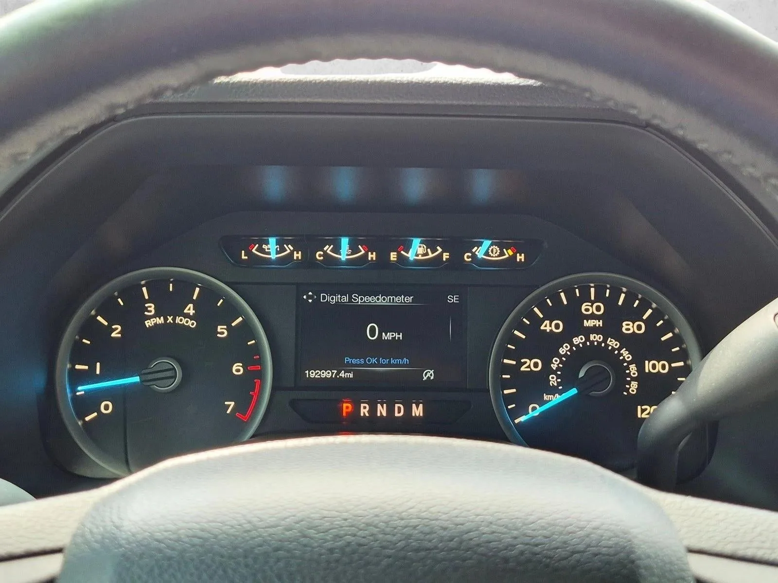2018 Ford F-150 XLT 2WD SuperCrew 5.5' Box photo 10