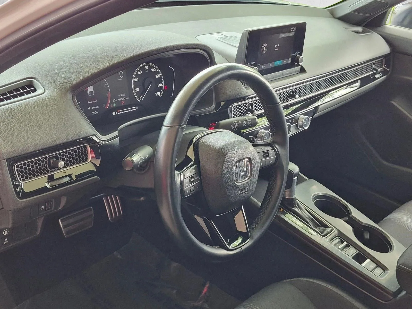 2024 Honda Civic Hatchback Sport CVT photo 9