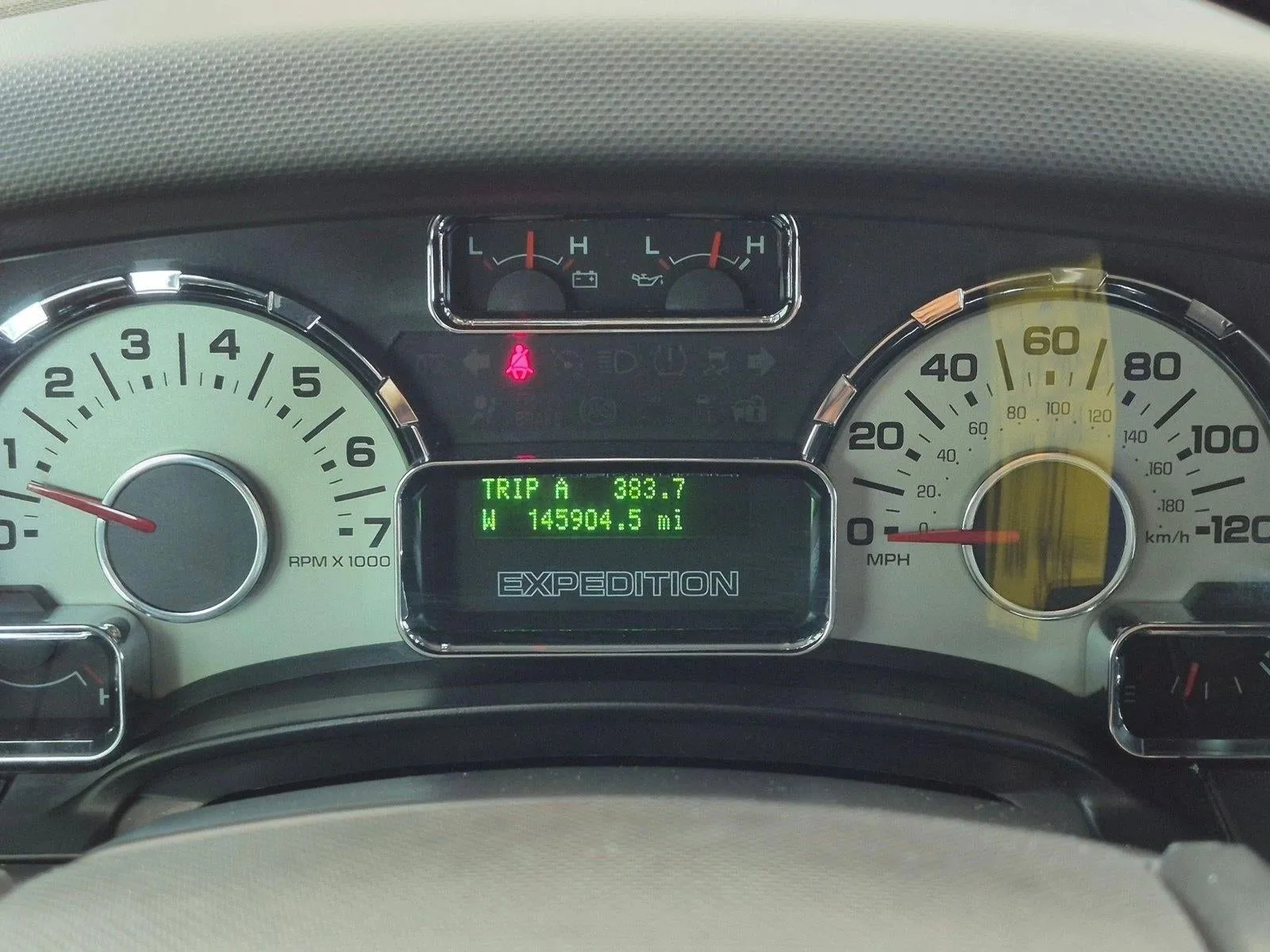 2014 Ford Expedition 4WD 4dr Limited photo 11