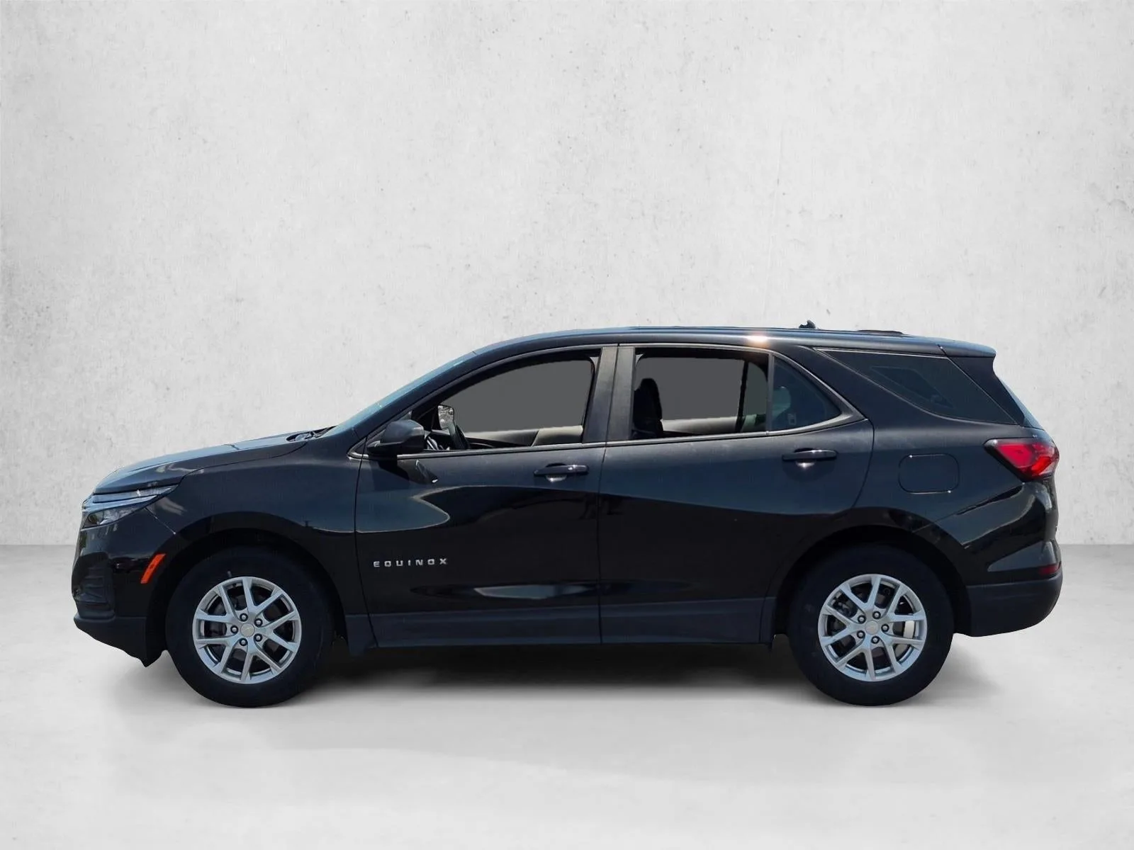 2023 Chevrolet Equinox LS photo 8