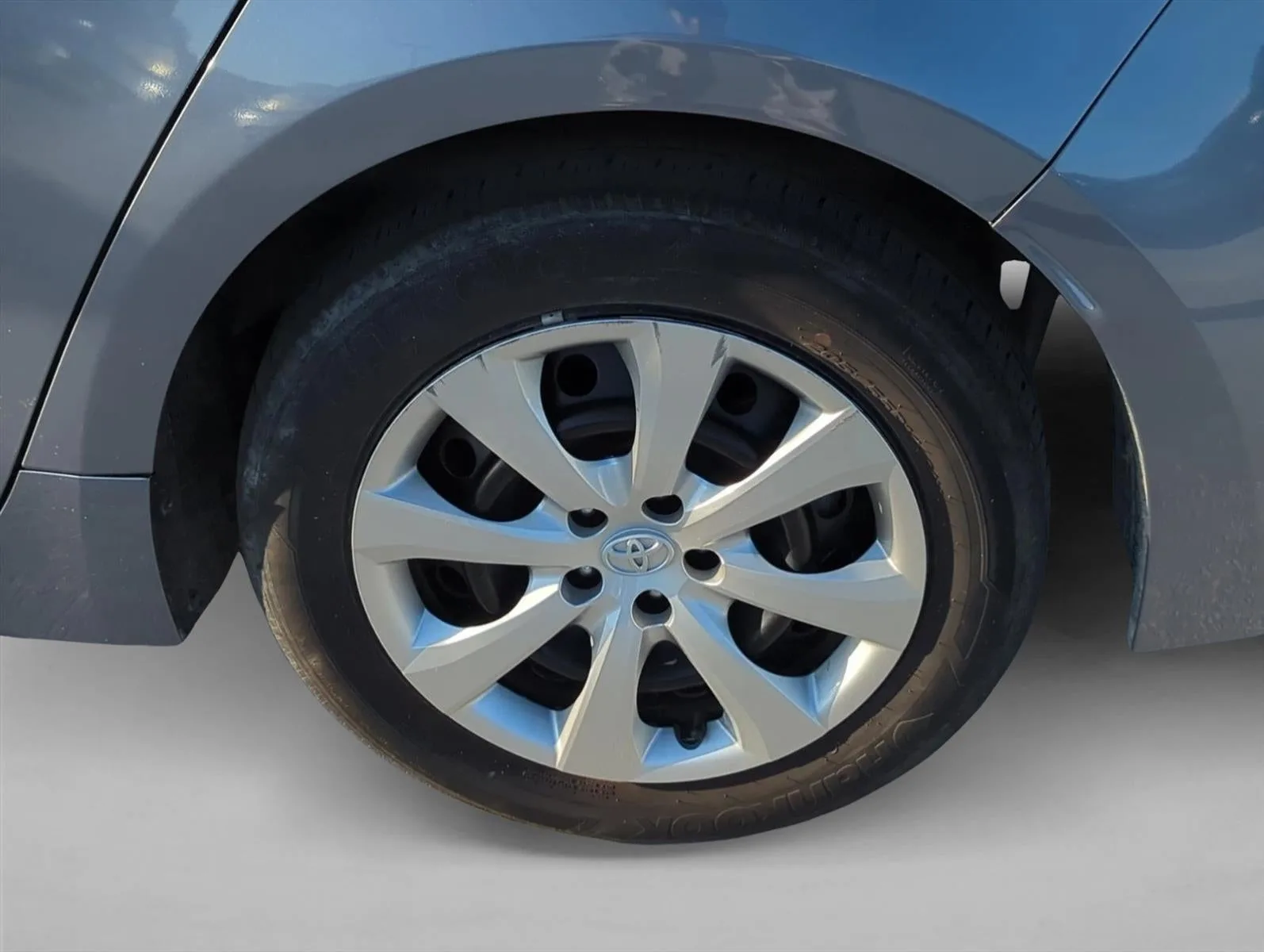 2024 Toyota Corolla LE CVT (Natl) photo 7