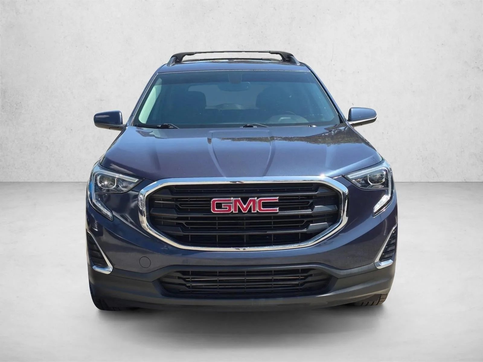 2019 GMC Terrain FWD SLE photo 2