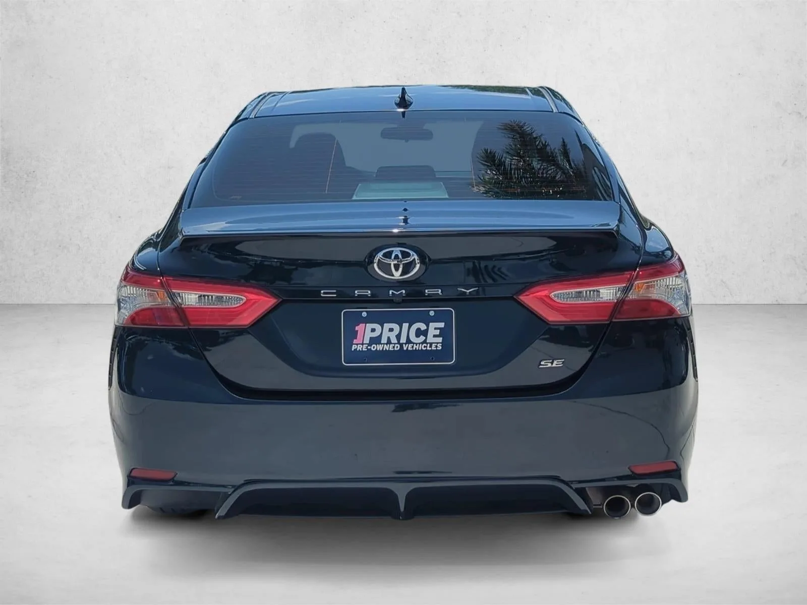 2019 Toyota Camry SE Auto (SE) photo 6