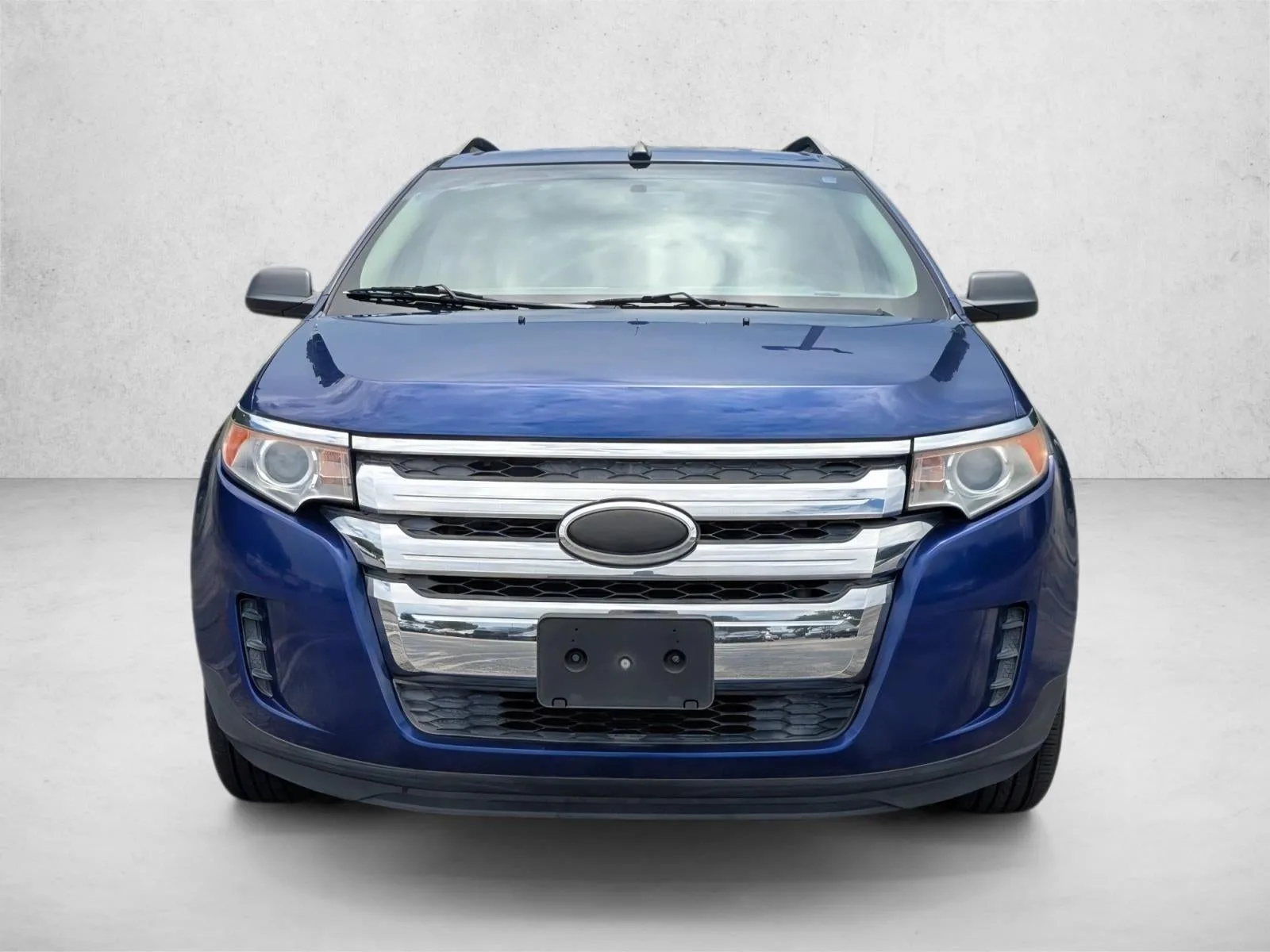 2013 Ford Edge SE photo 2