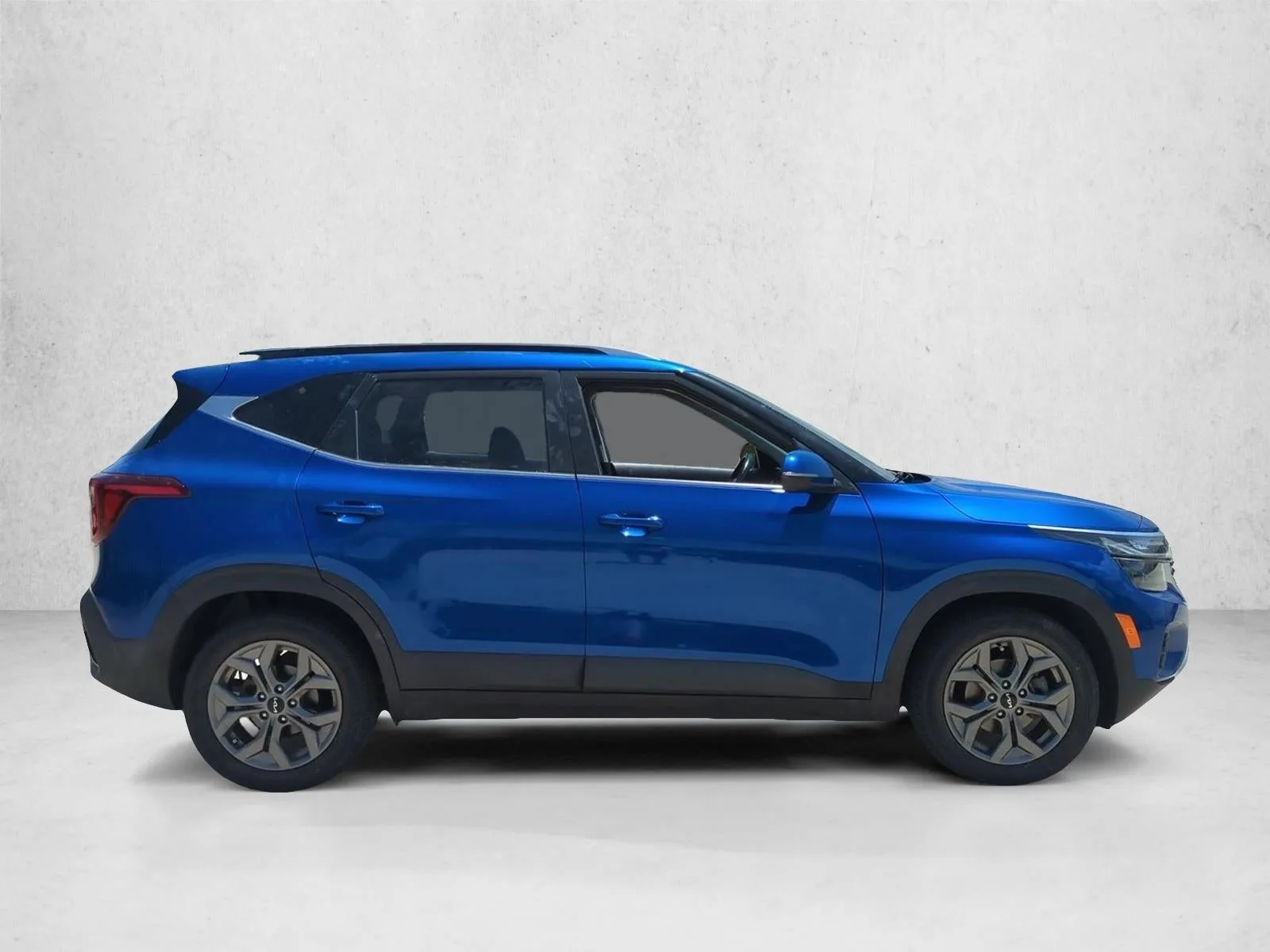 2024 Kia Seltos S IVT FWD photo 4