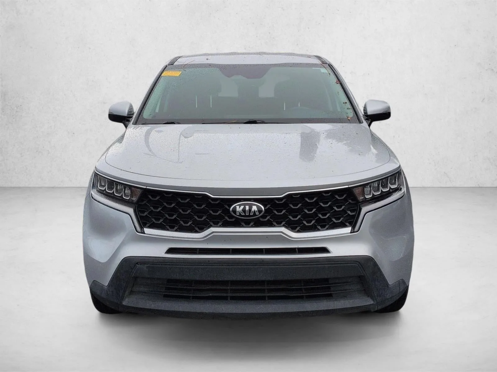 2021 Kia Sorento LX FWD photo 3